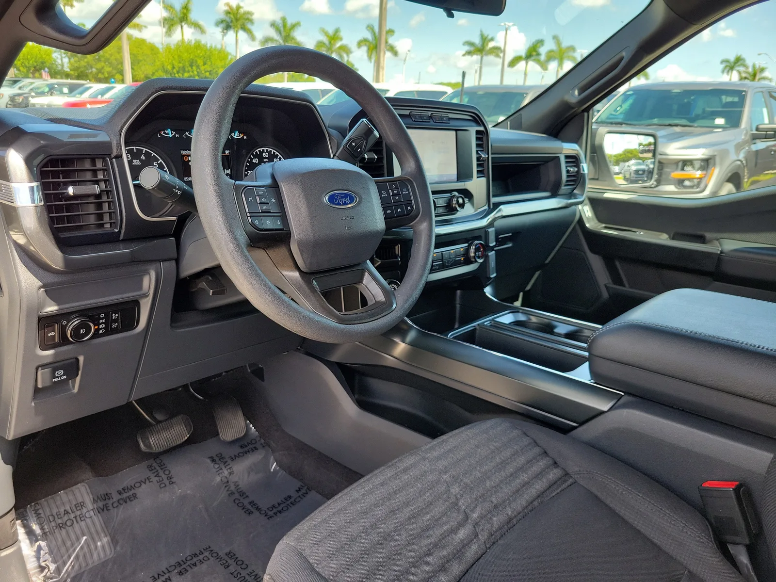 2023 Ford F-150 XL photo 13