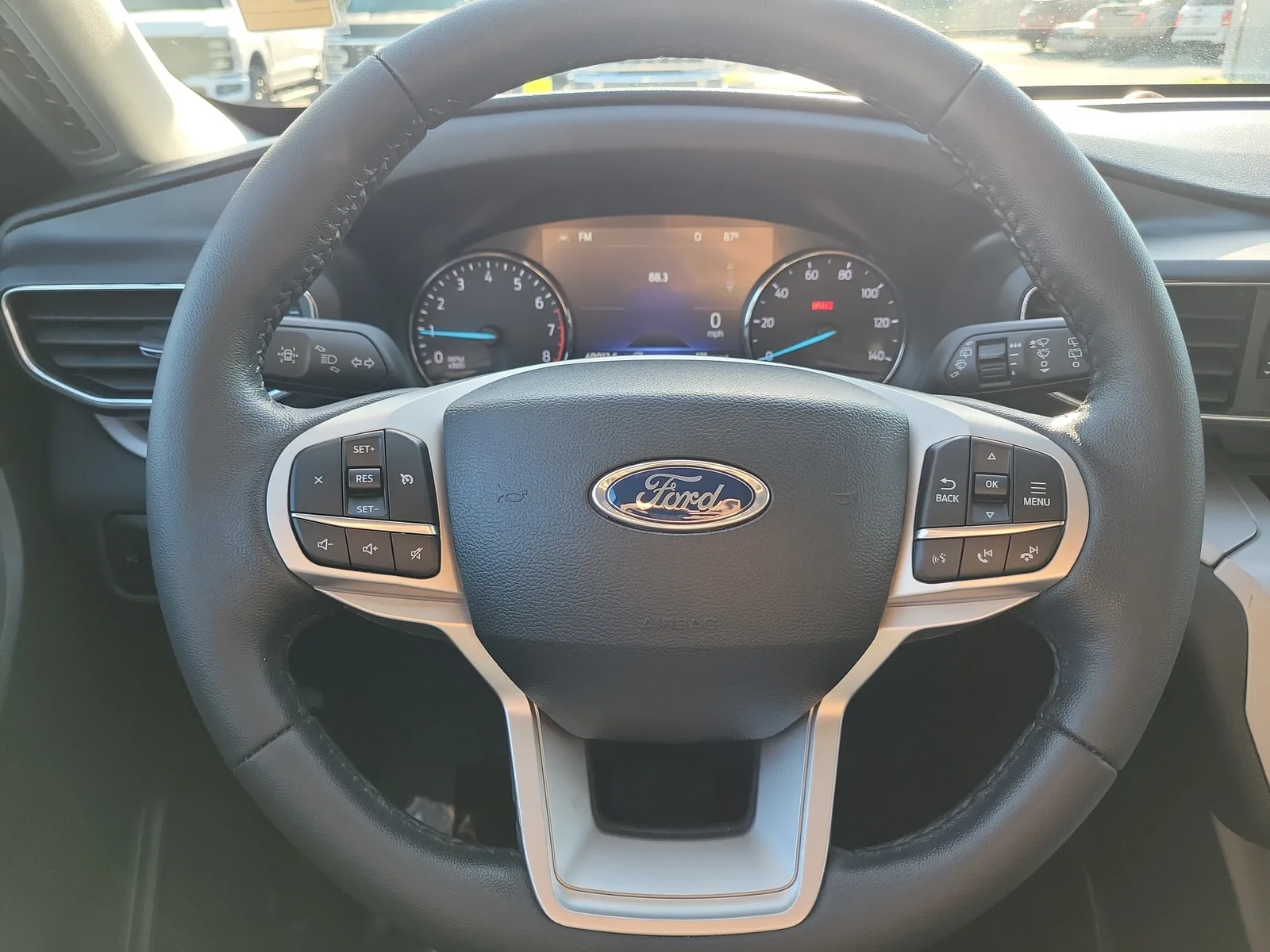 2023 Ford Explorer XLT photo 20