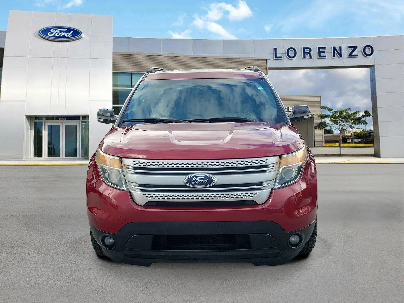 2014 Ford Explorer XLT photo 2