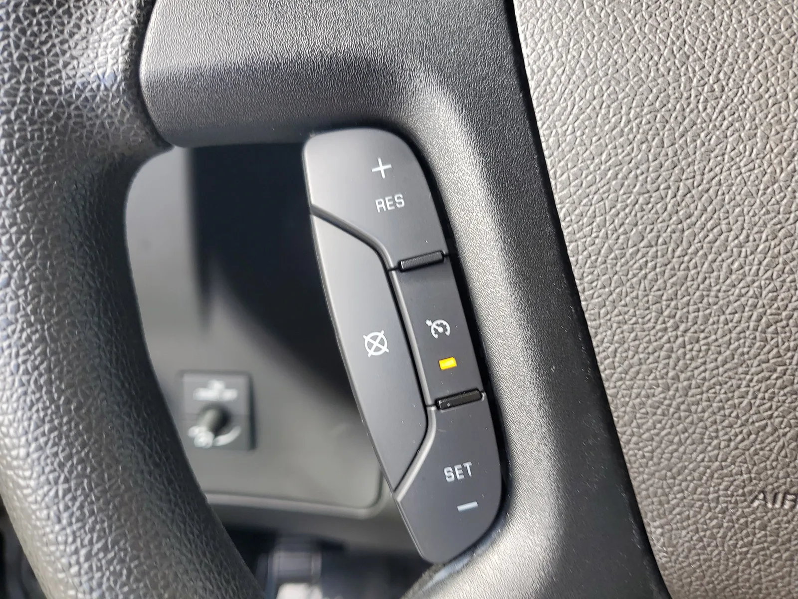 2020 Chevrolet Express Passenger 3500 1LT photo 17