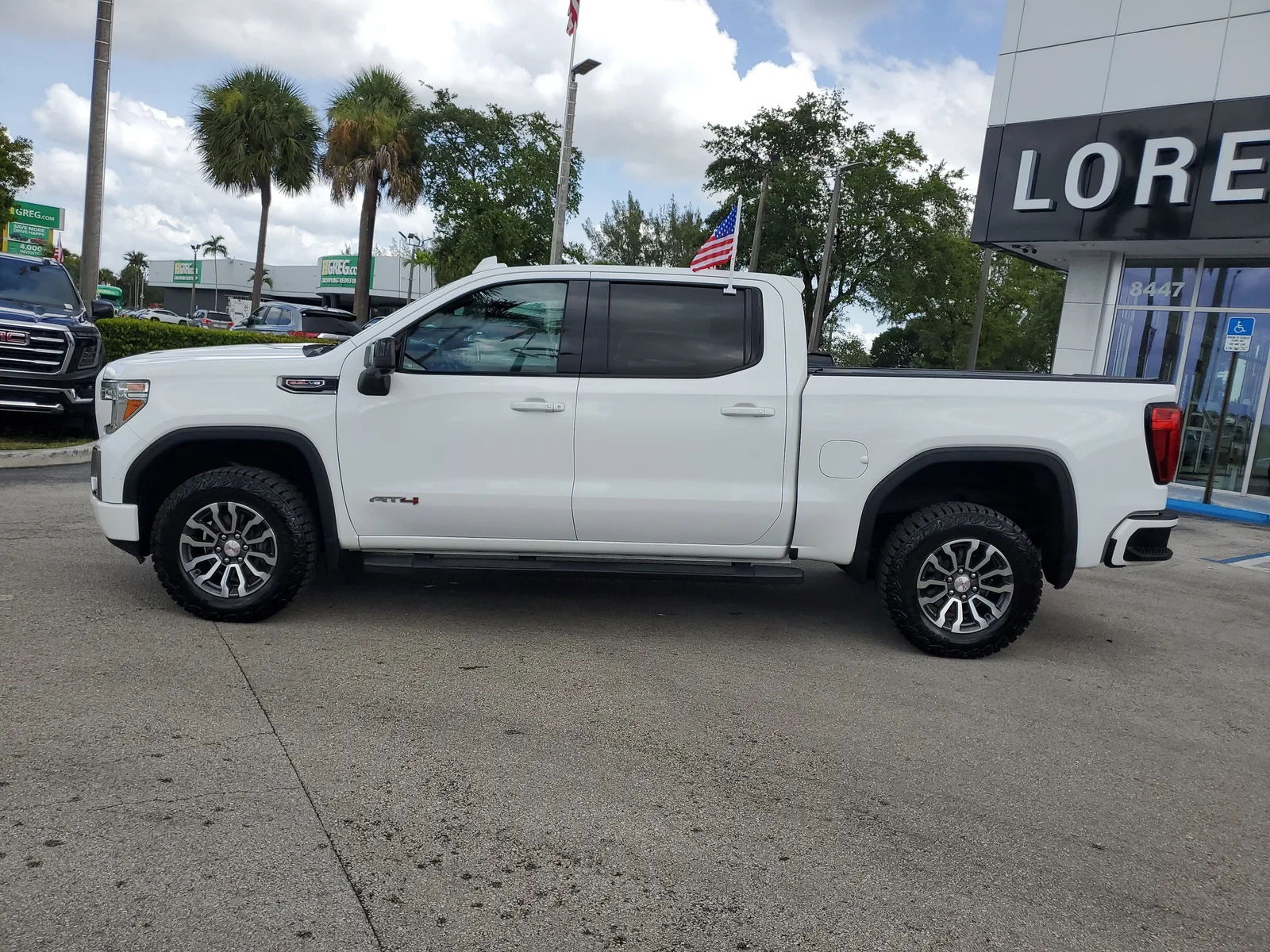 2020 GMC Sierra 1500 AT4 4WD photo 8