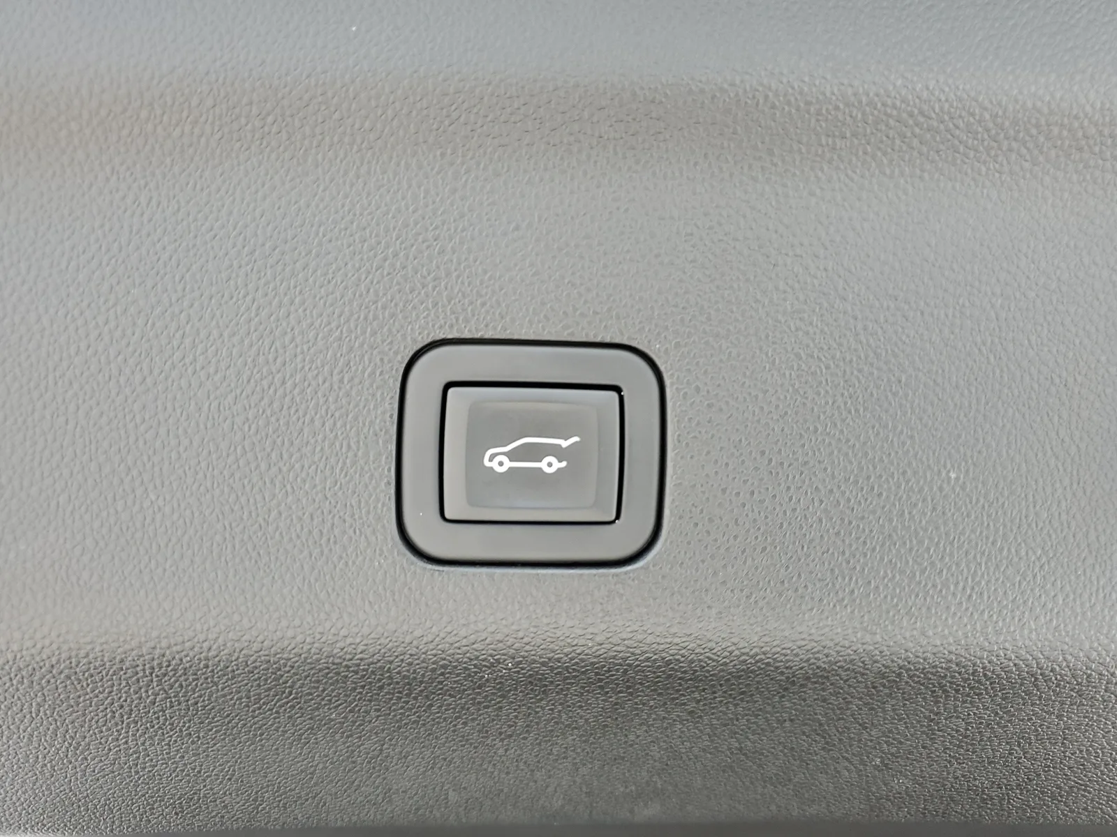 2023 Chevrolet Tahoe Z71 photo 19