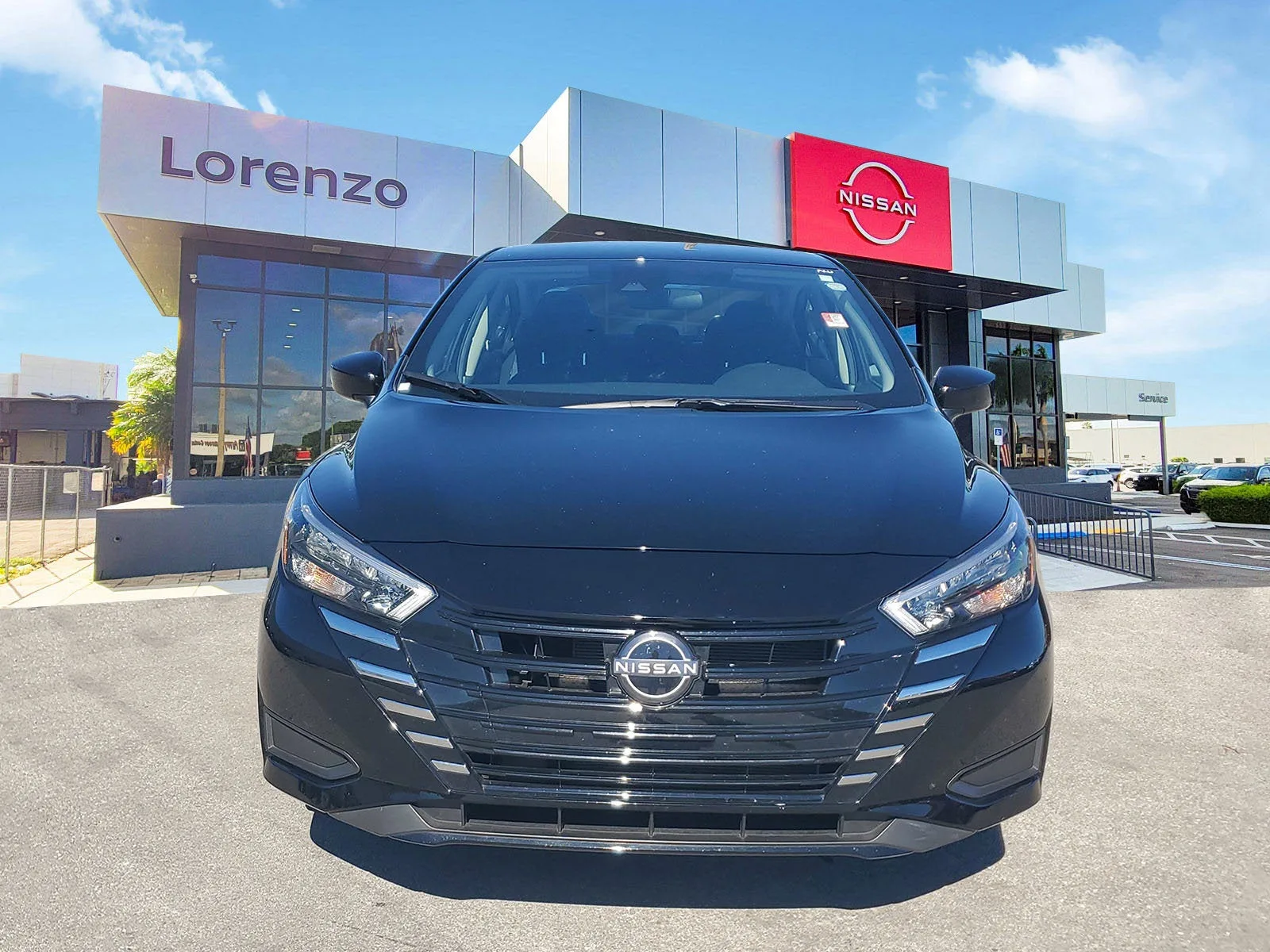 2025 Nissan Versa SV photo 2