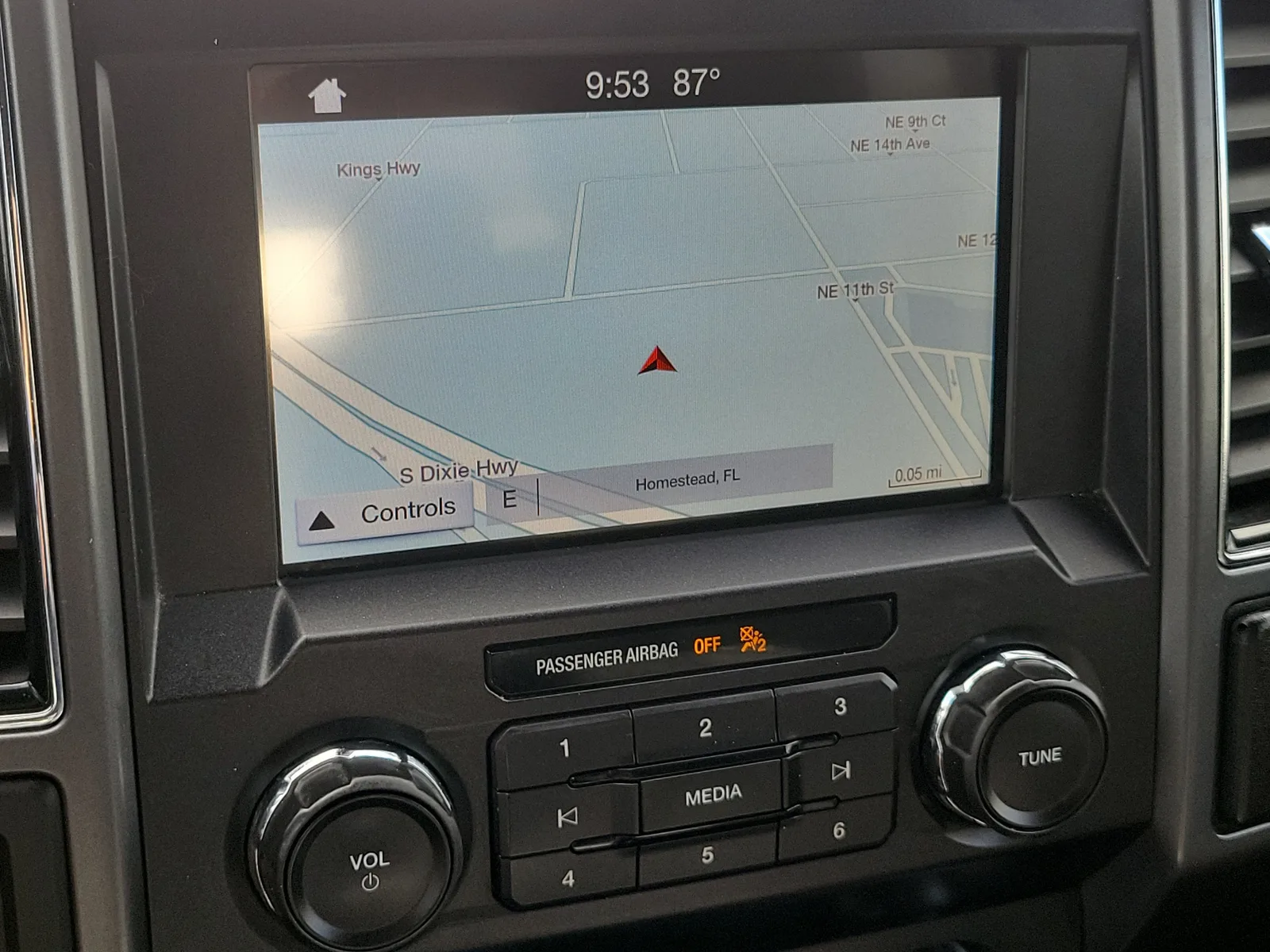 2019 Ford F-150 XLT photo 10