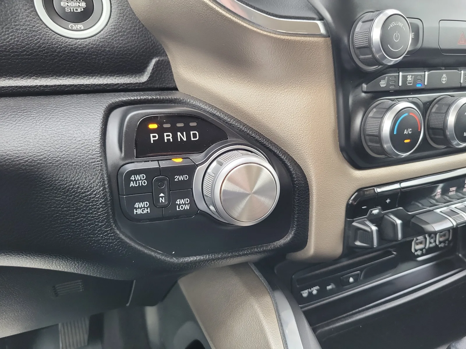 2019 RAM 1500 Laramie photo 20