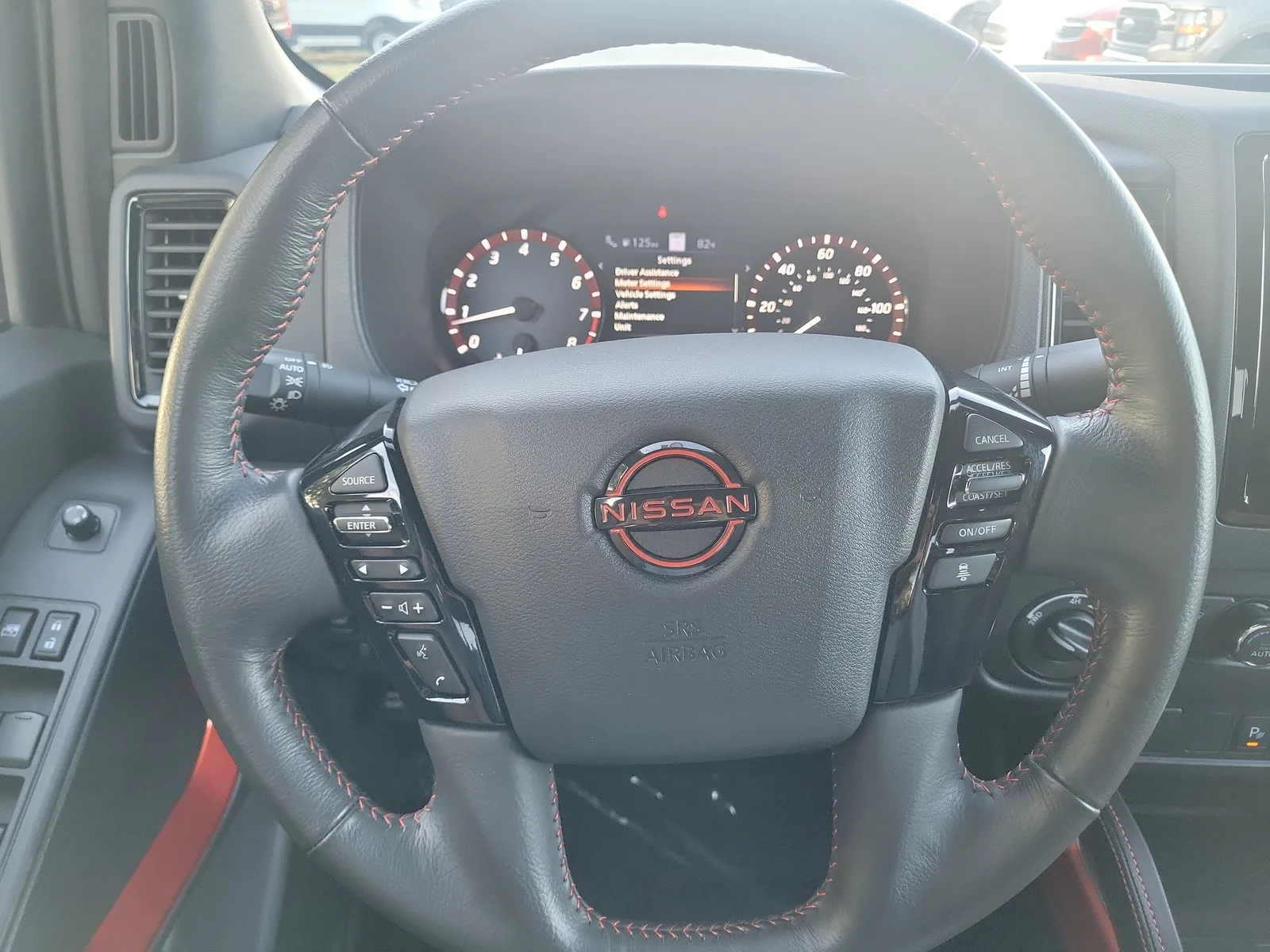 2024 Nissan Frontier PRO-4X 4WD photo 19