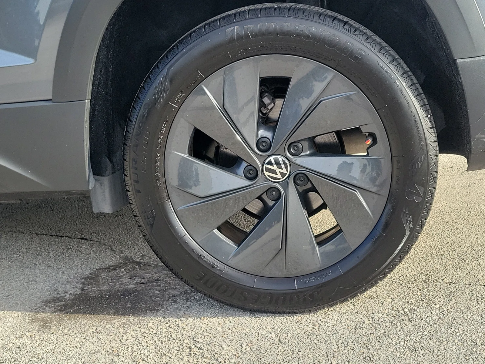2025 Volkswagen Taos S photo 30