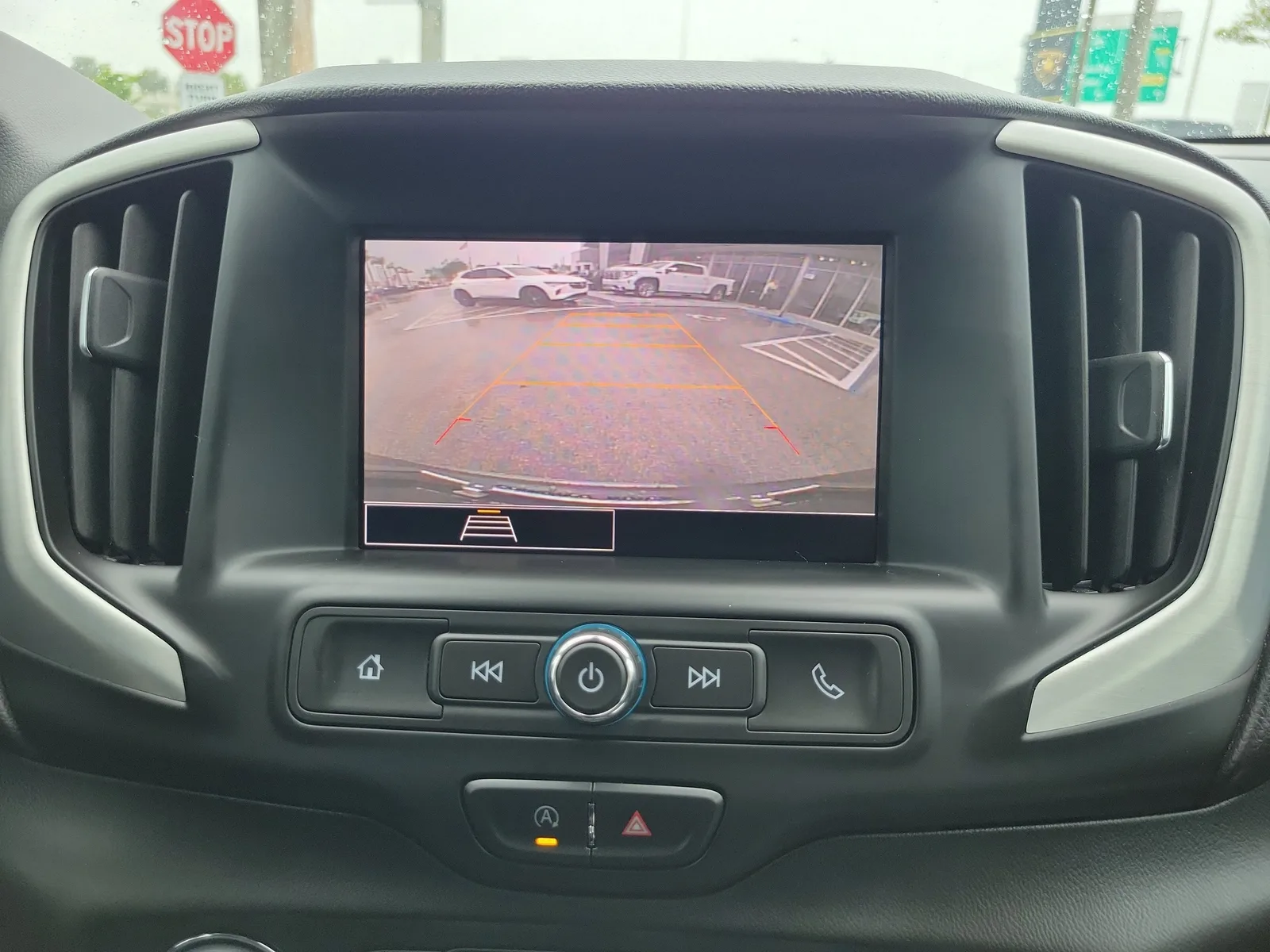 2023 GMC Terrain SLE photo 10