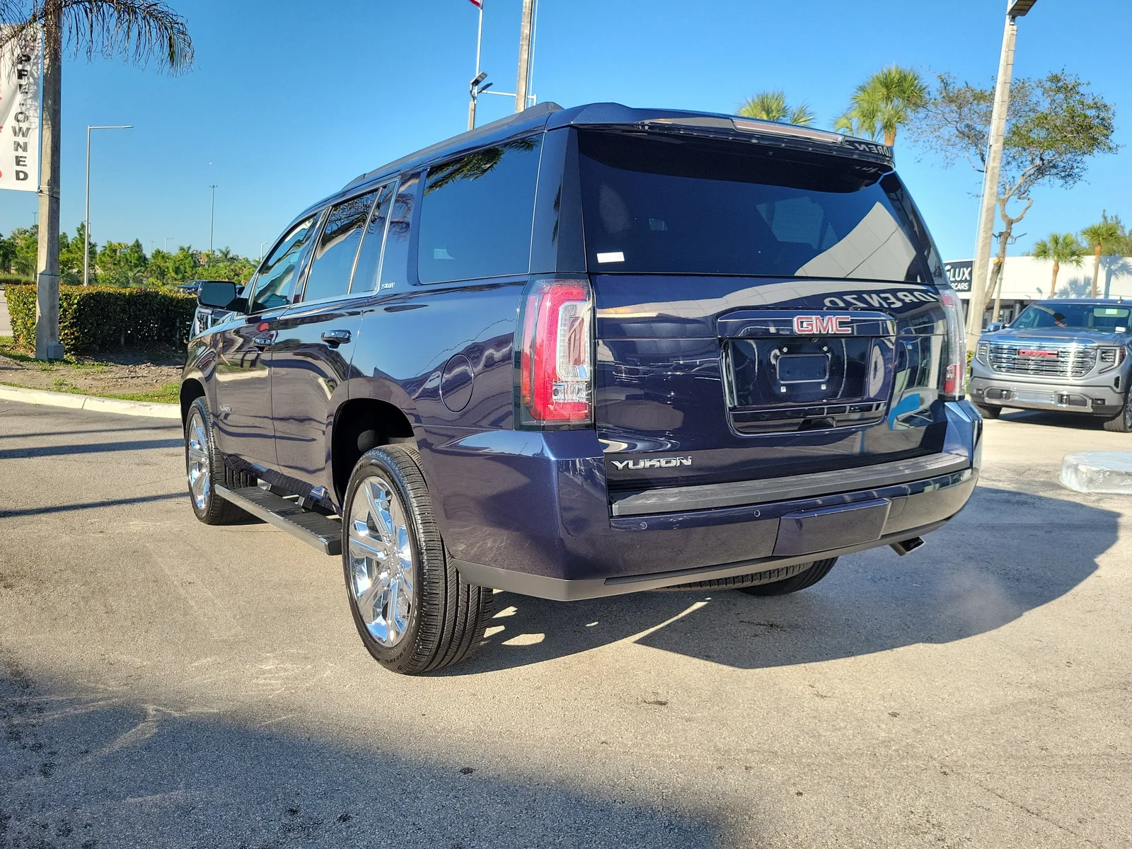 2019 GMC Yukon SLT photo 7