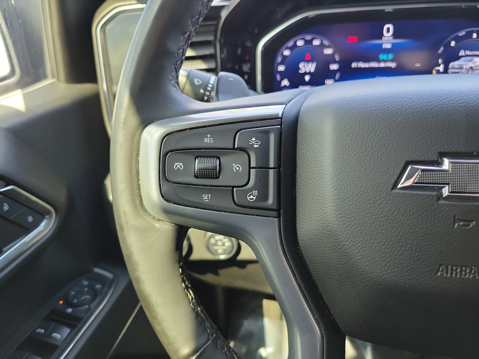 2024 Chevrolet Silverado 1500 RST photo 20