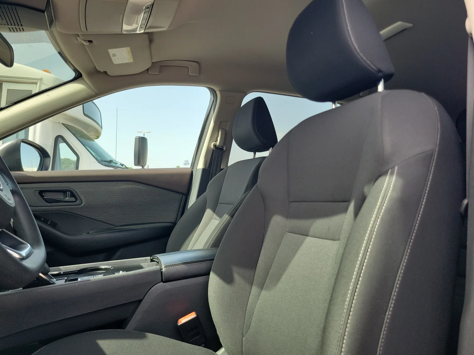 2023 Nissan Rogue S photo 12