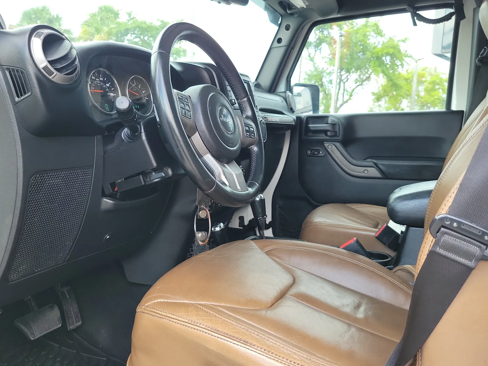 2013 Jeep Wrangler Unlimited Moab photo 9