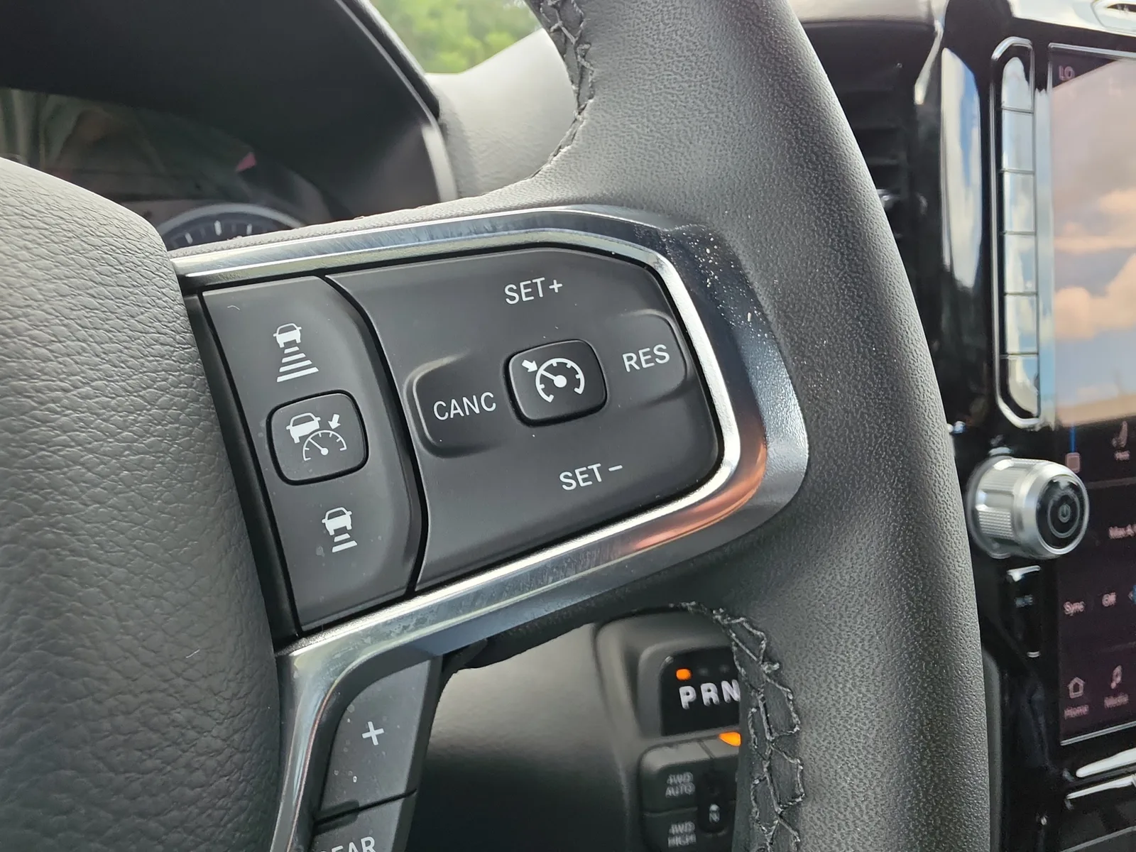 2026 RAM 1500 Laramie 4WD photo 16