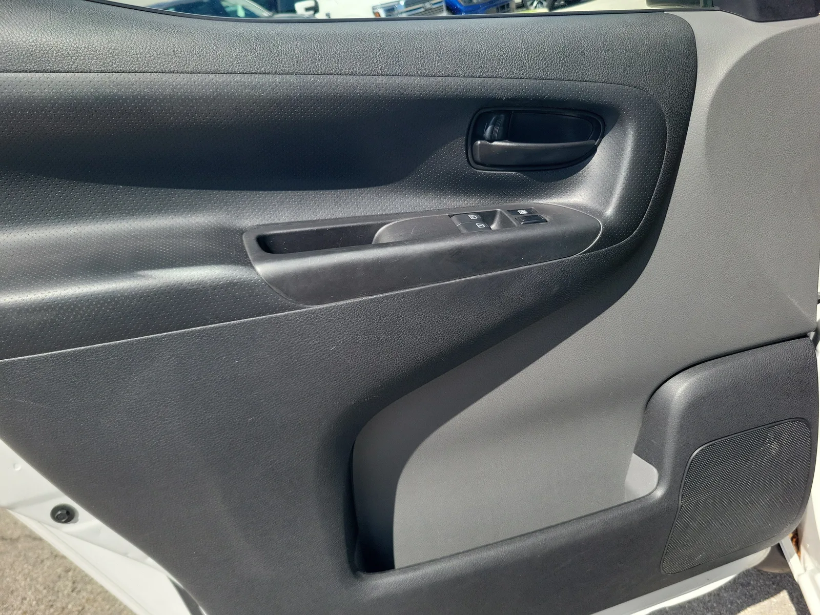 2020 Nissan NV200 Compact Cargo S photo 24