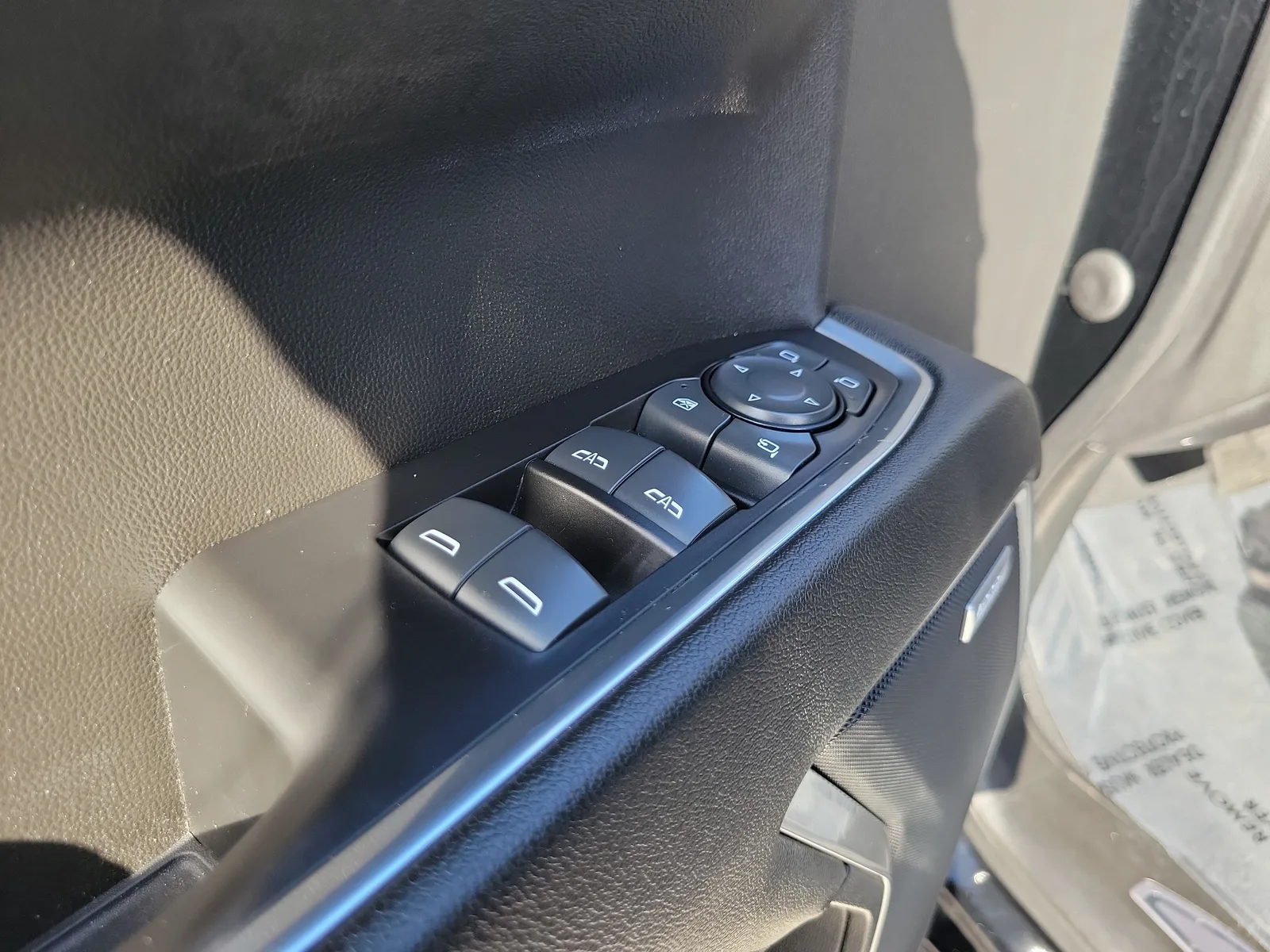 2023 GMC Sierra 1500 SLT photo 24