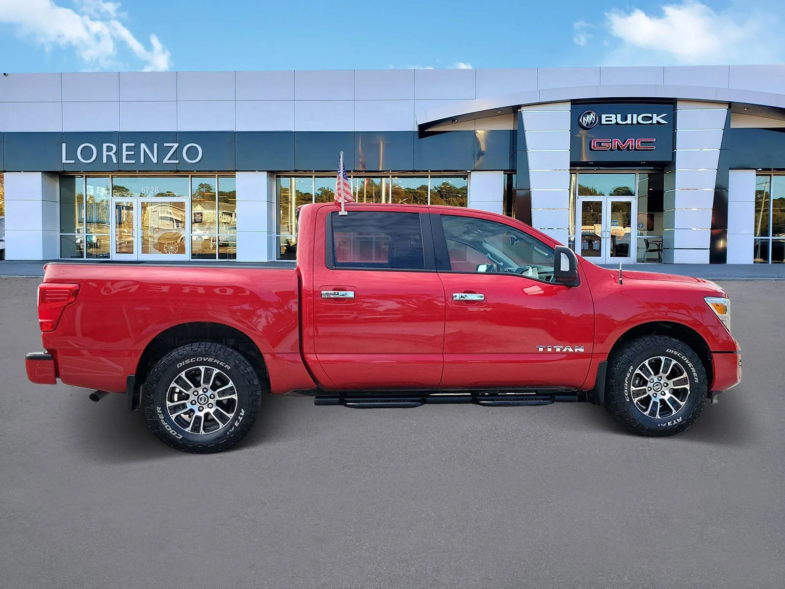 2021 Nissan Titan SV photo 4