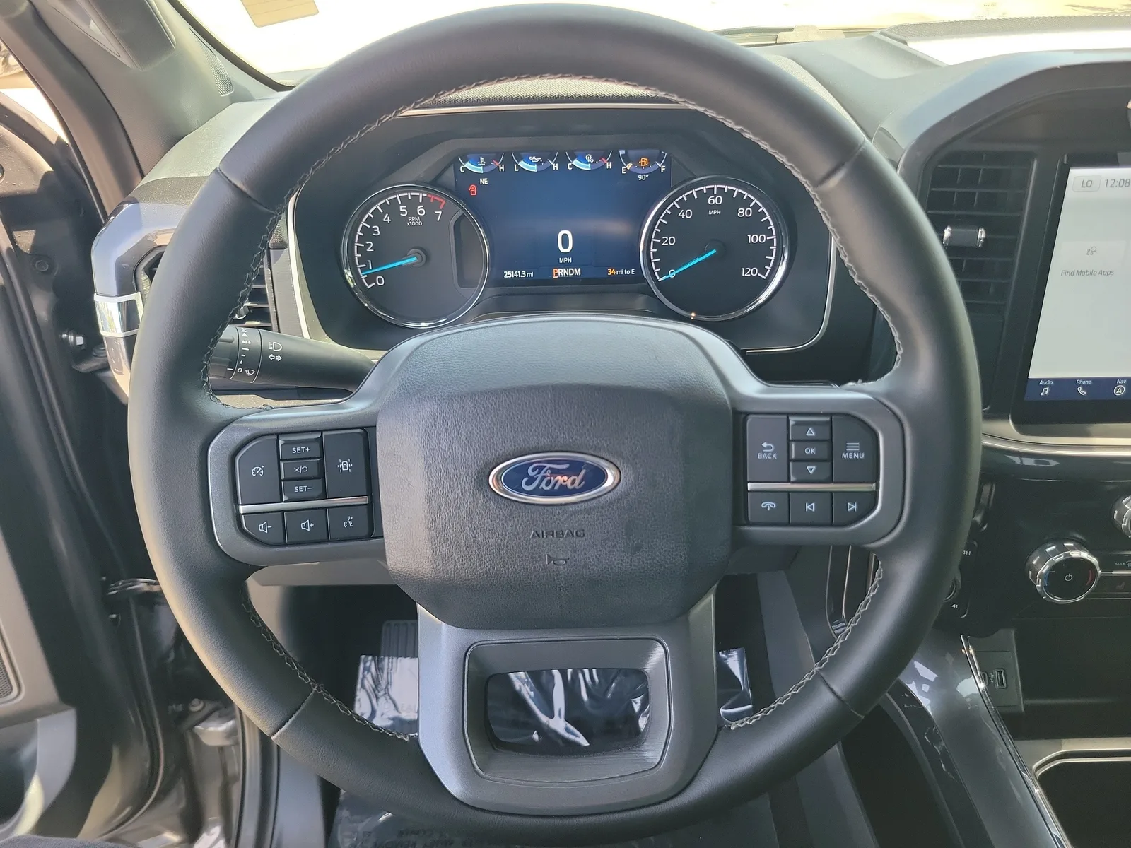 2023 Ford F-150 XLT 4WD photo 19