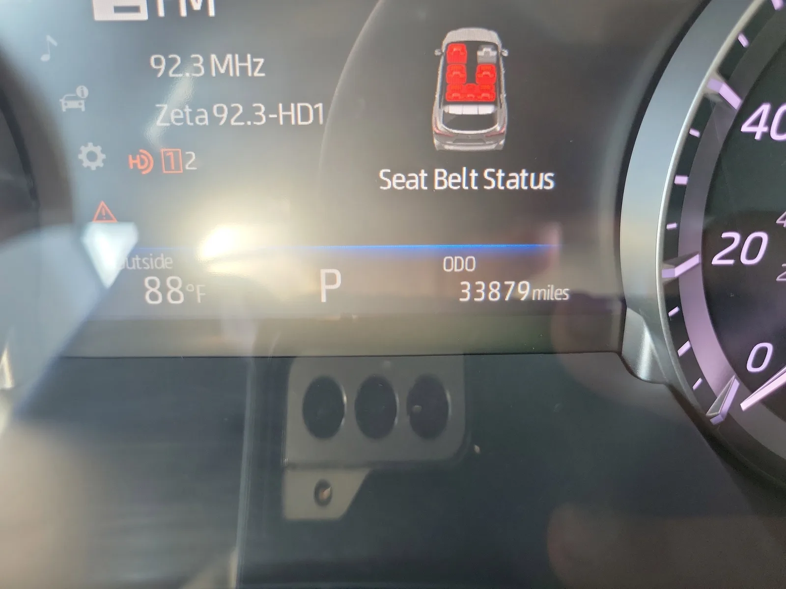 2023 Toyota Highlander L photo 31