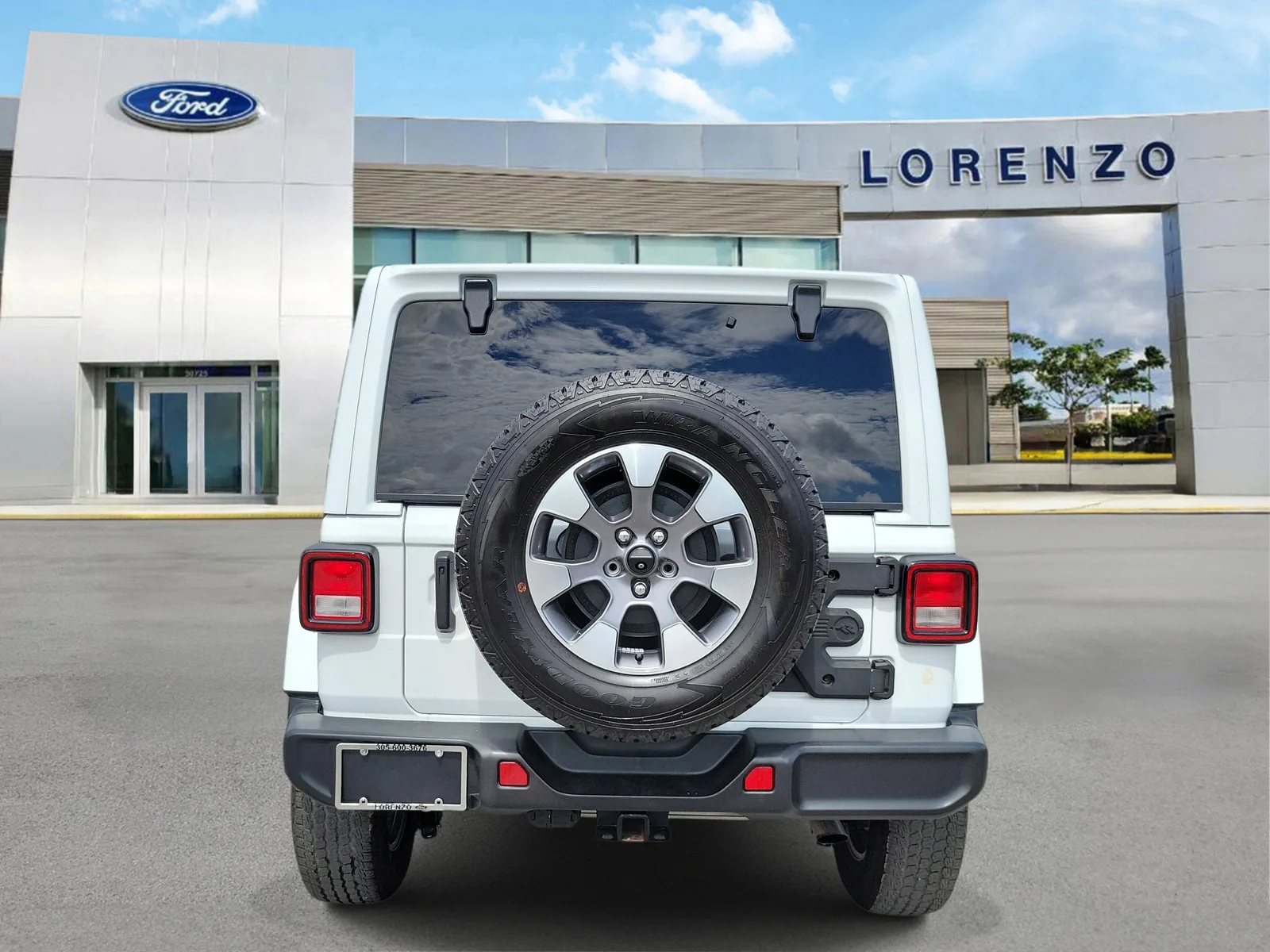 2023 Jeep Wrangler 4xe Sahara 4WD photo 6