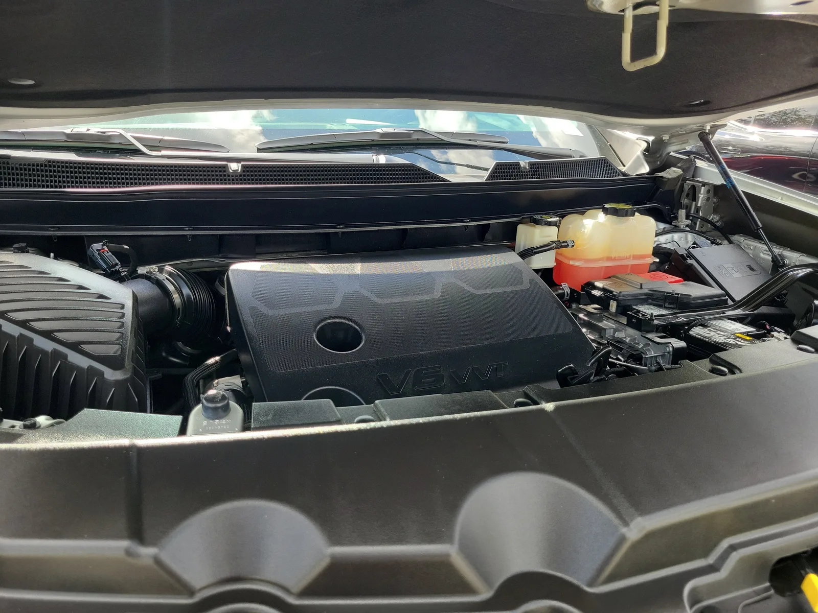 2022 Chevrolet Traverse LT Cloth photo 31