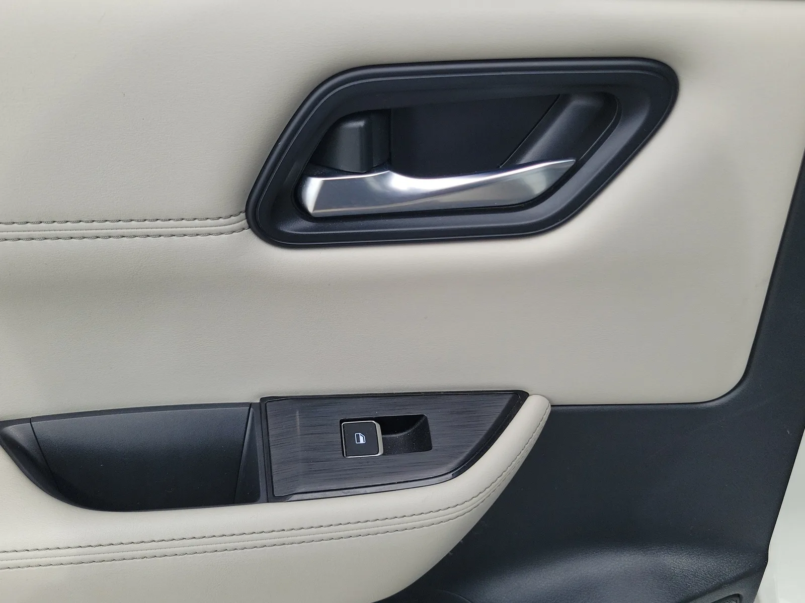 2022 Nissan Rogue SL photo 31