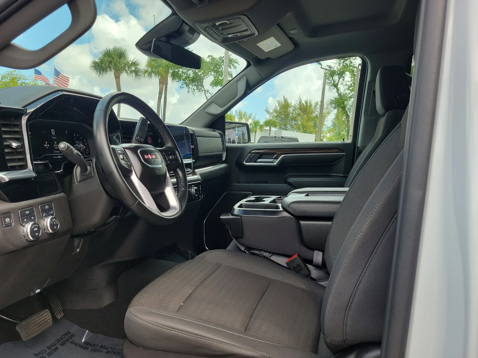 2024 GMC Sierra 1500 Elevation photo 12