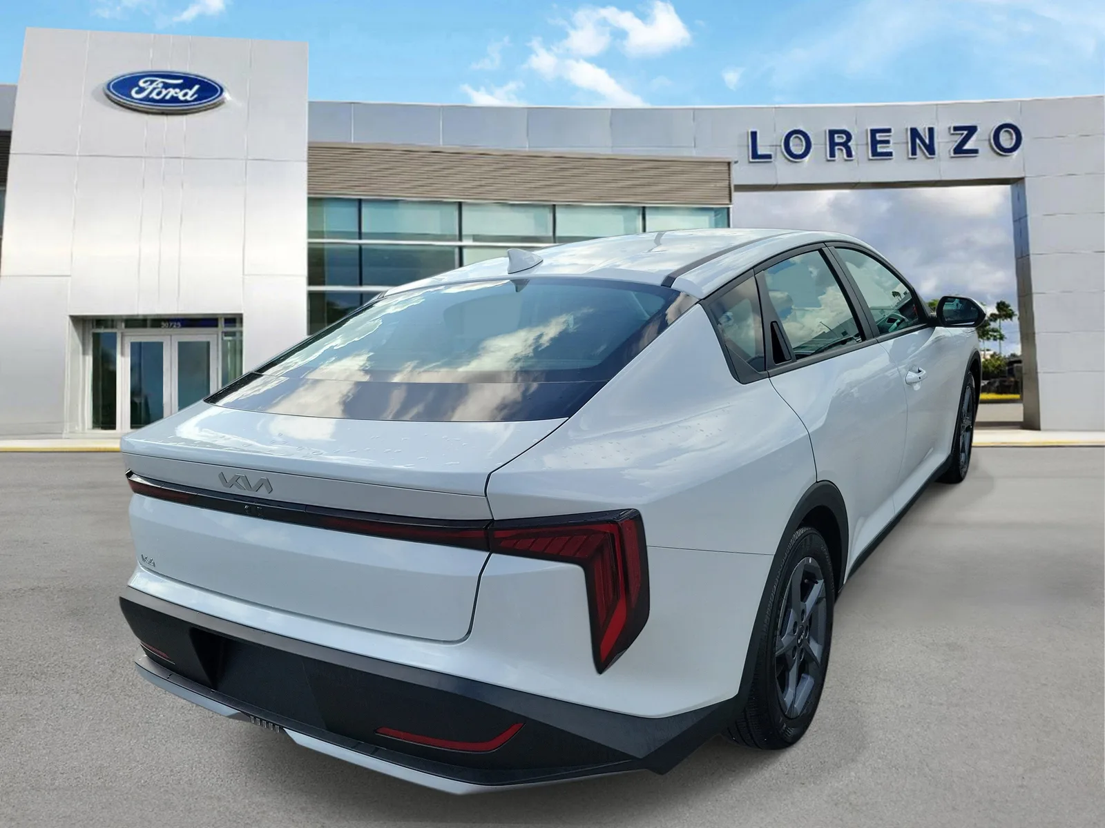 2025 Kia K4 LXS photo 5