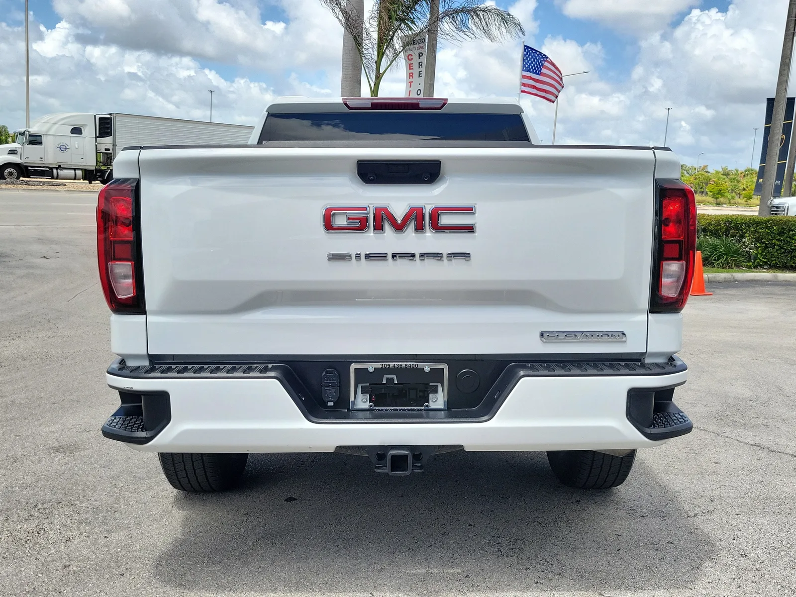 2024 GMC Sierra 1500 Elevation photo 6