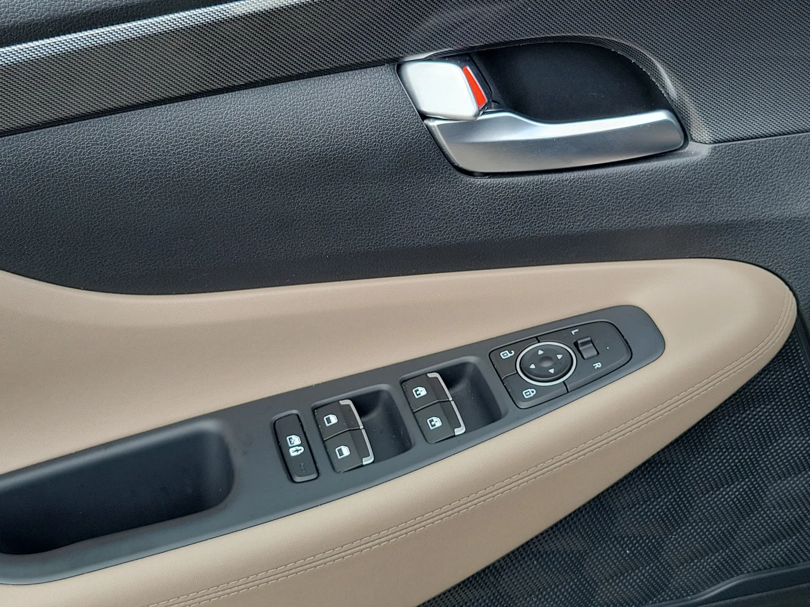 2023 Hyundai Santa Fe SEL photo 22