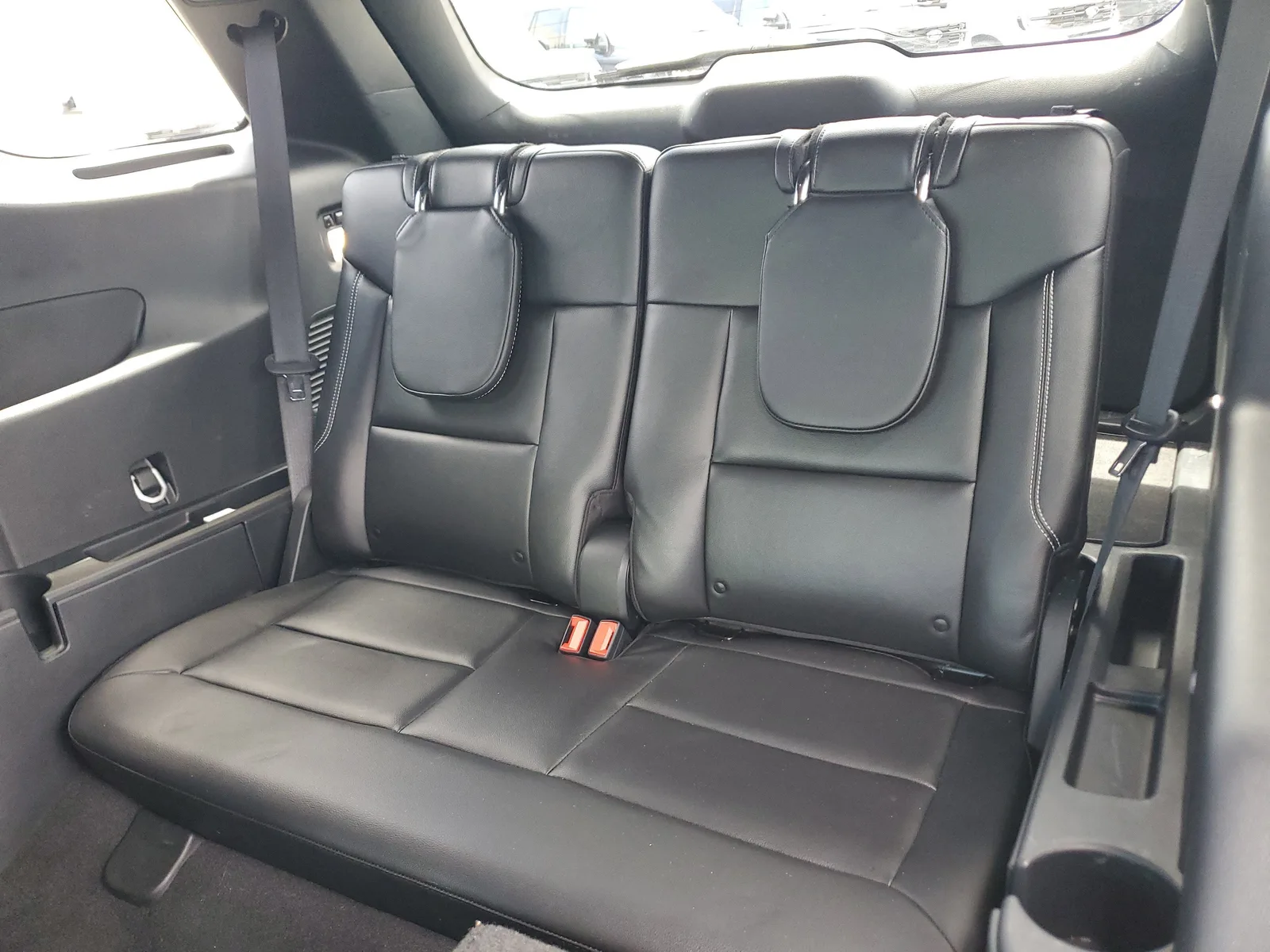 2023 Ford Explorer ST 4WD photo 15