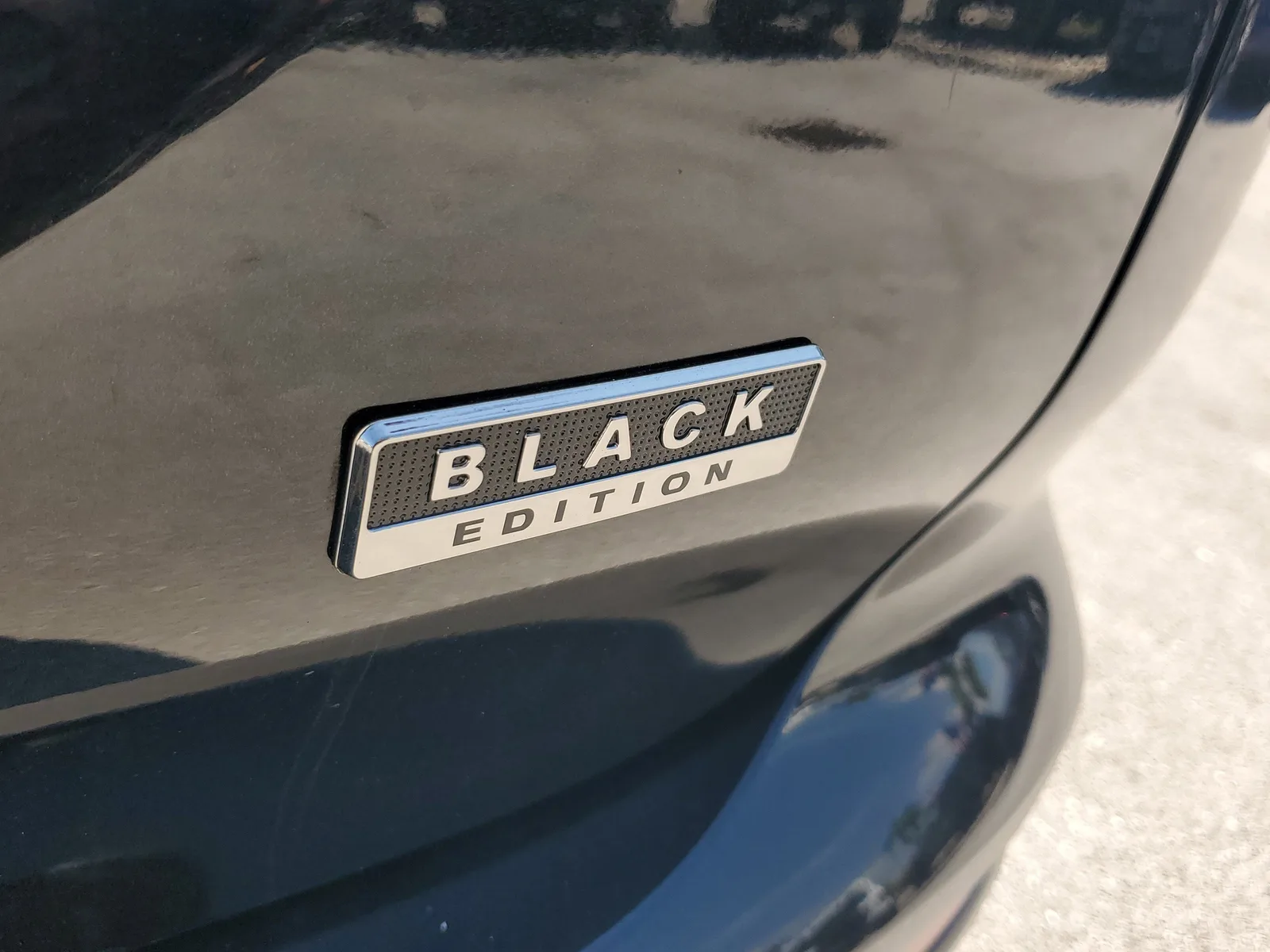 2022 Mitsubishi Outlander Black Edition photo 31
