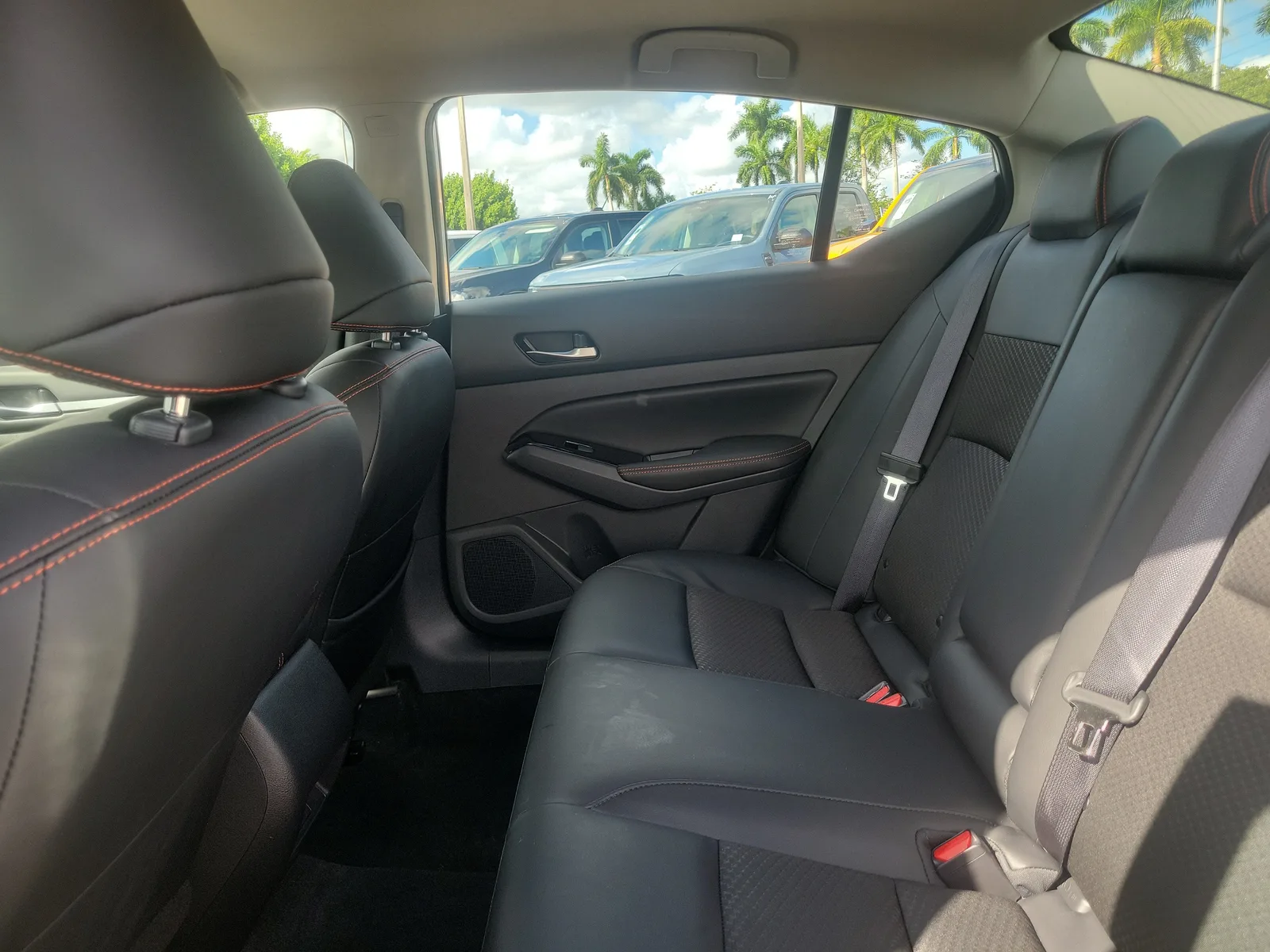 2024 Nissan Altima 2.5 SR photo 14