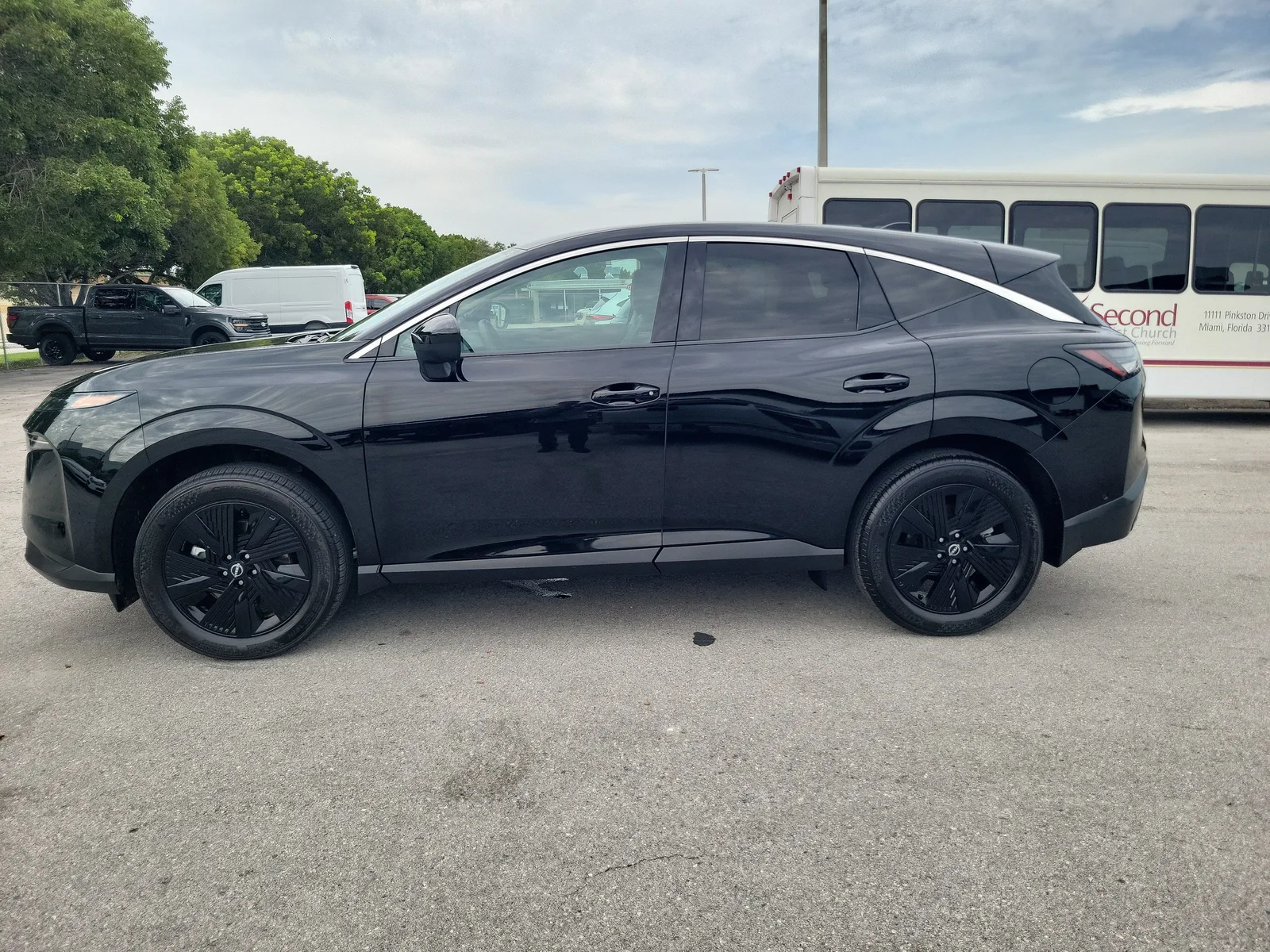 2025 Nissan Murano SV photo 8