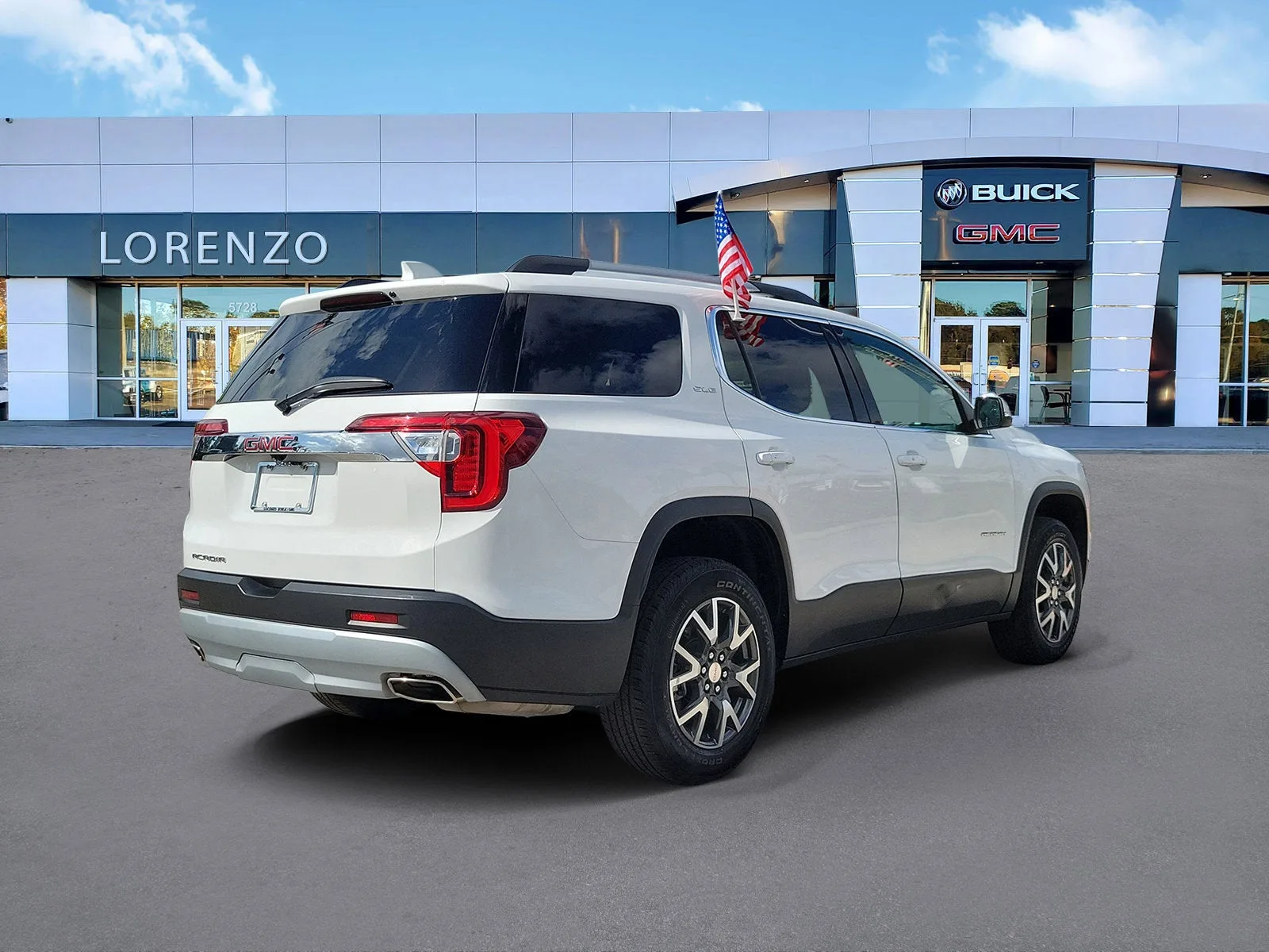 2023 GMC Acadia SLE photo 5