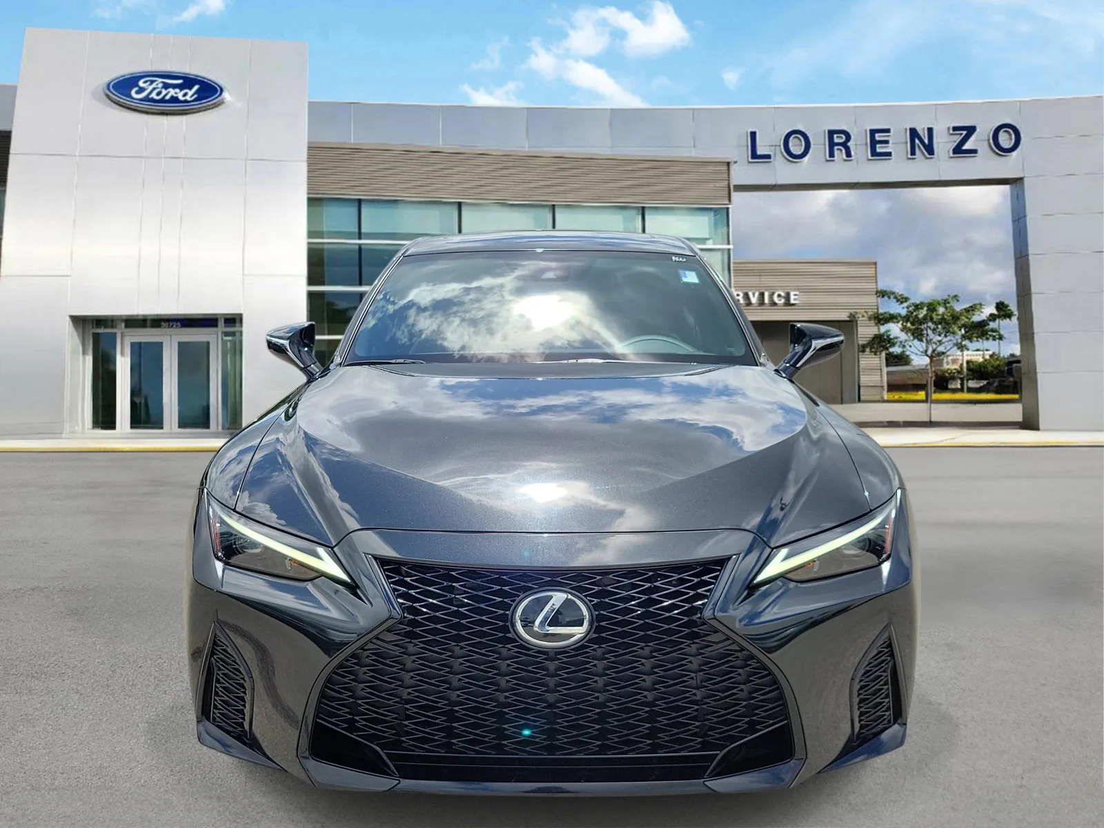 2024 Lexus IS IS 350 F SPORT photo 2