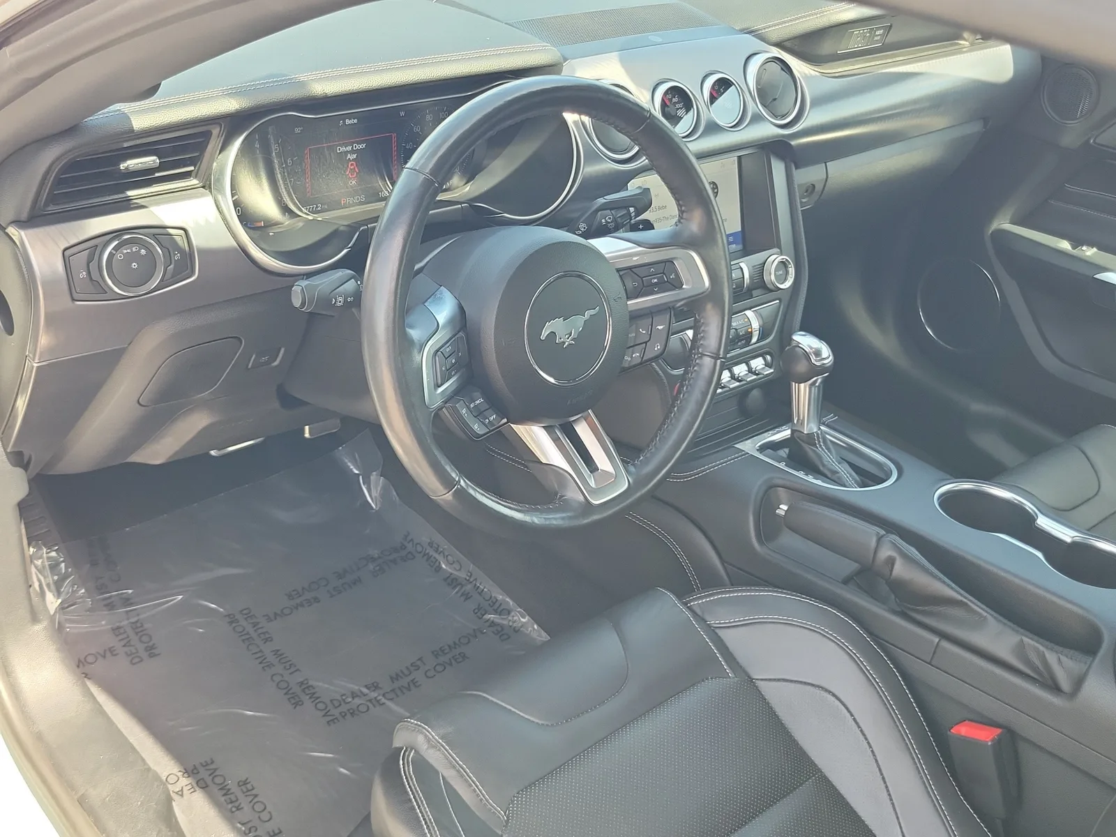2022 Ford Mustang Mach 1 photo 9