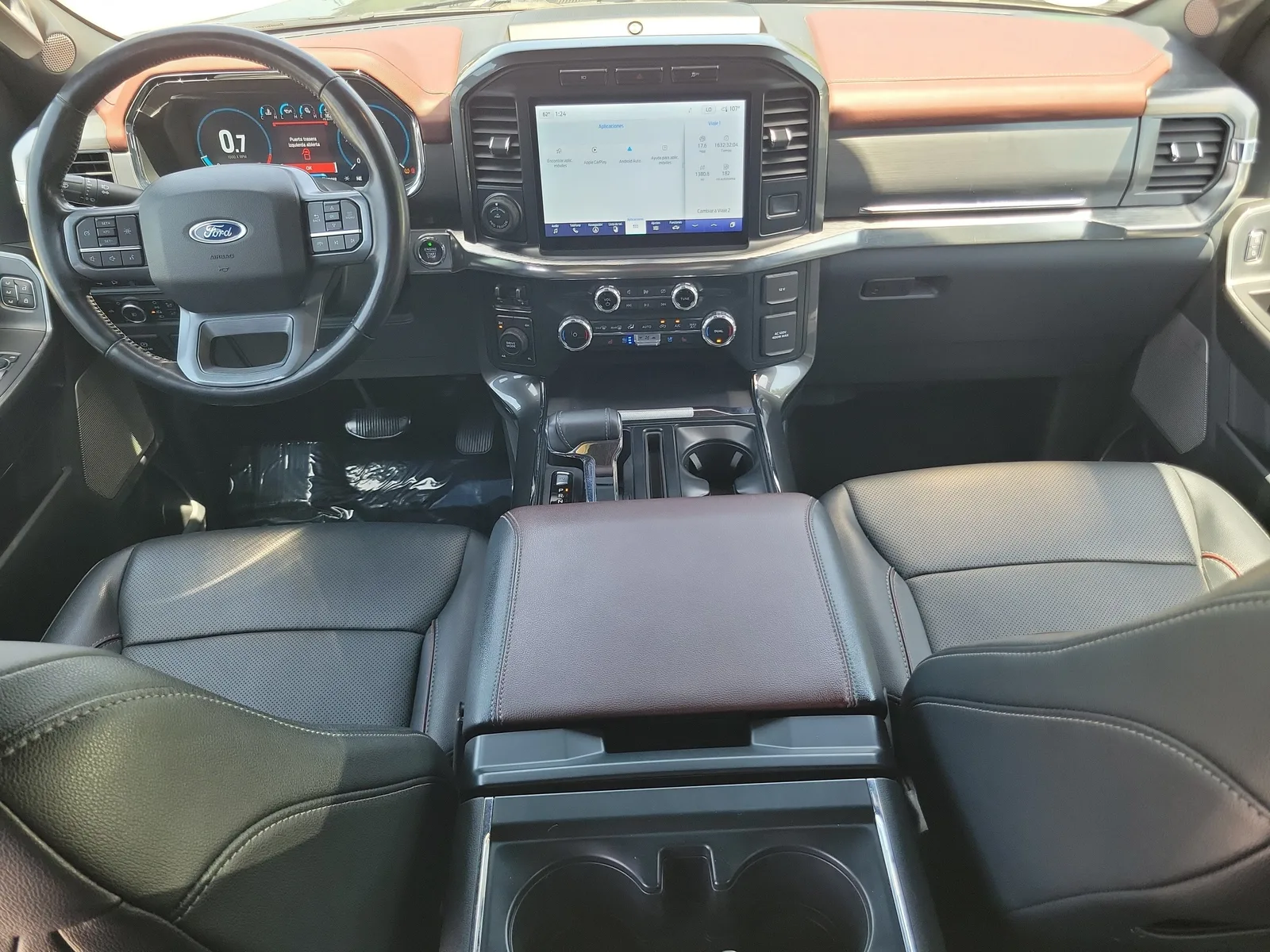 2023 Ford F-150 LARIAT 4WD photo 17