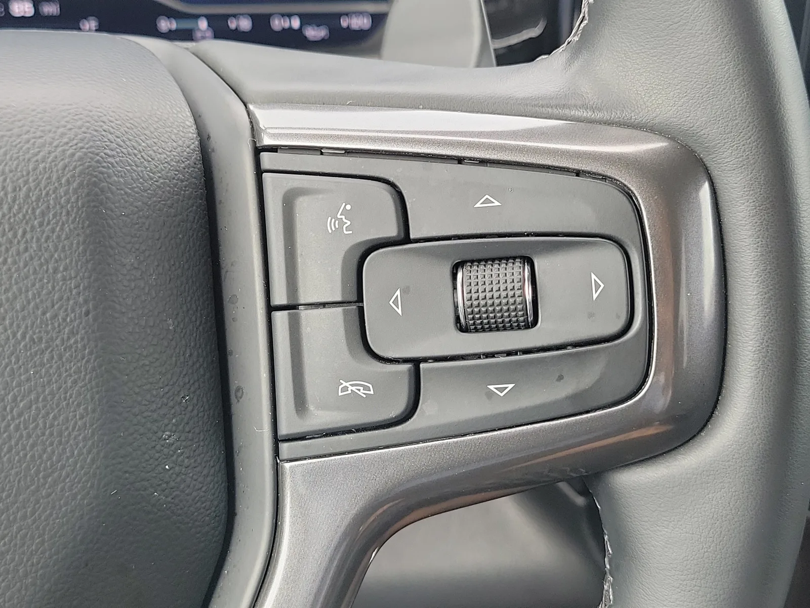 2024 Chevrolet Silverado 1500 High Country 4WD photo 21
