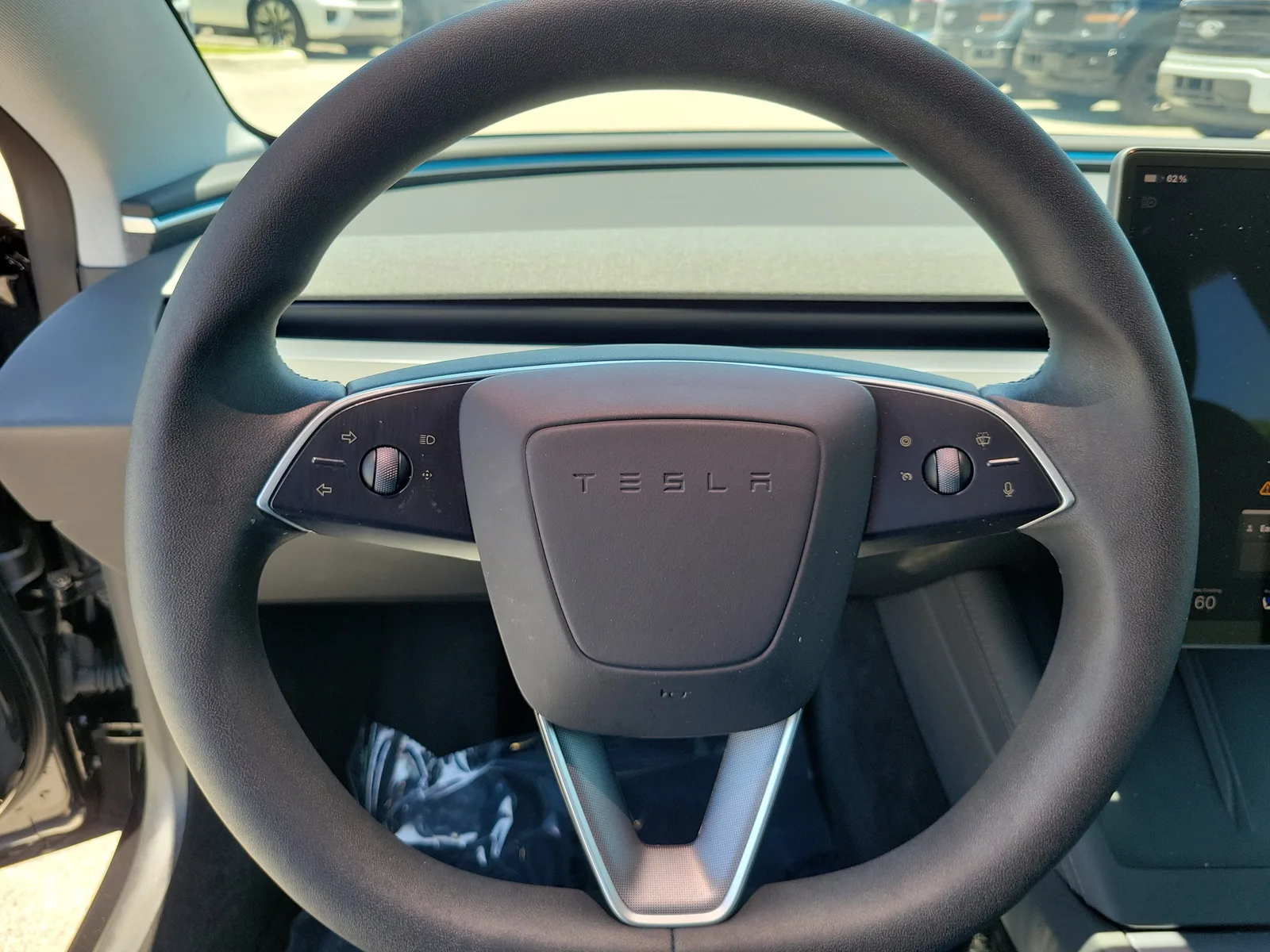 2025 Tesla Model 3 Long Range photo 26
