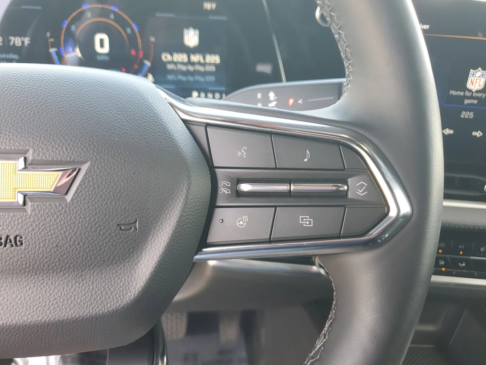 2026 Chevrolet Equinox FWD LT photo 21