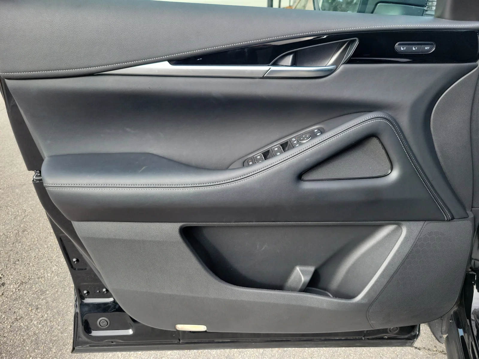 2025 INFINITI QX60 PURE photo 24