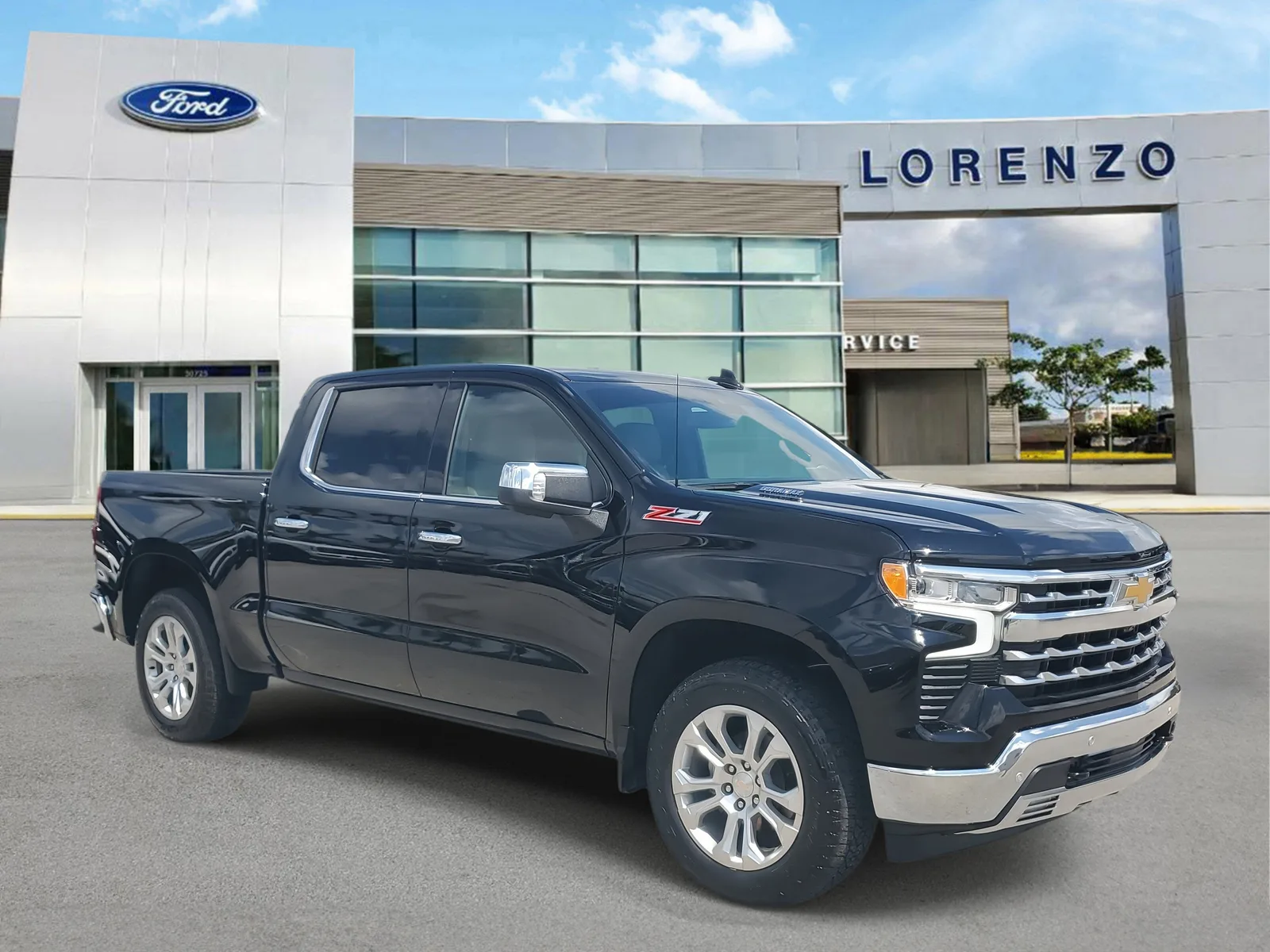 2024 Chevrolet Silverado 1500 LTZ photo 3