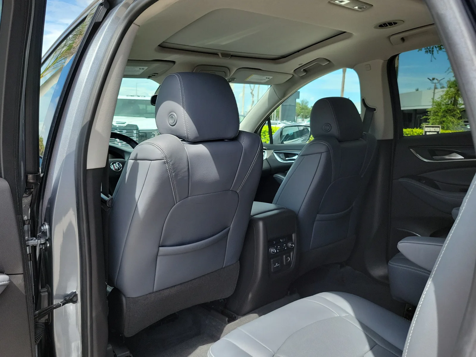 2021 Buick Enclave Premium photo 16
