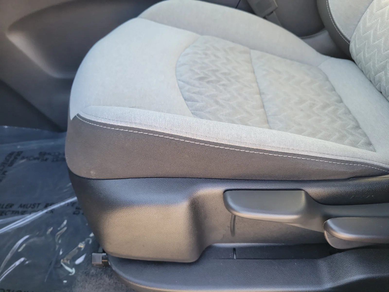 2024 Chevrolet Equinox LS photo 13