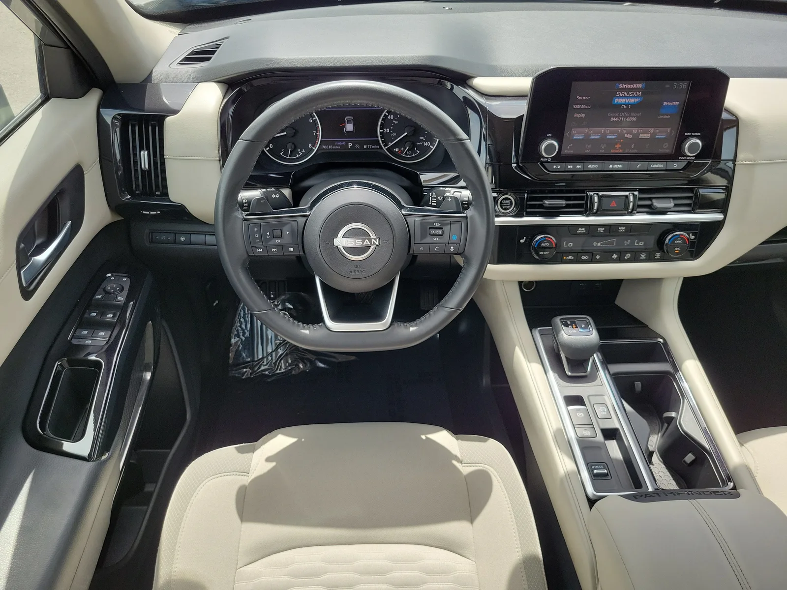 2022 Nissan Pathfinder SV photo 19