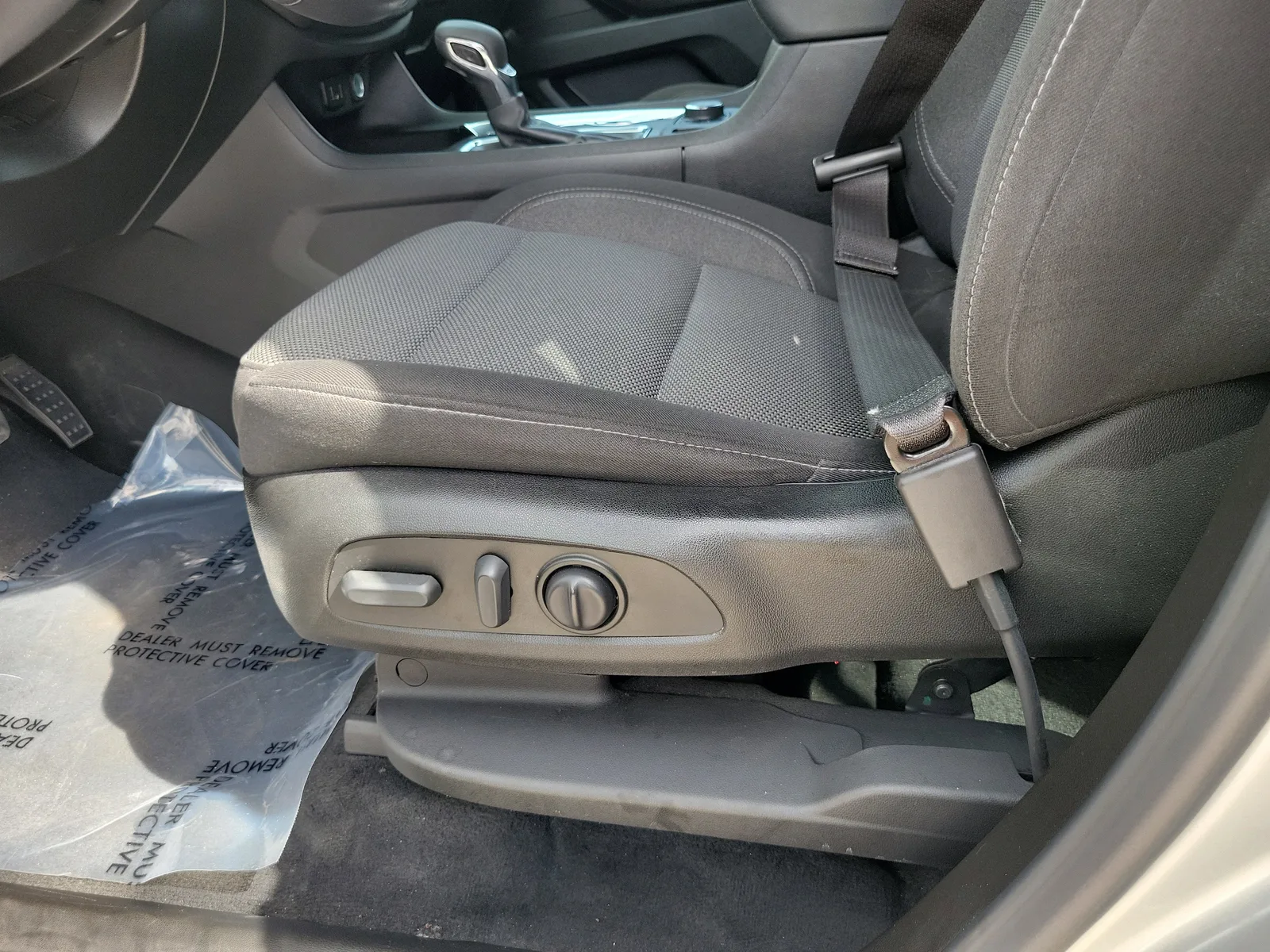 2022 Chevrolet Traverse LT Cloth photo 18