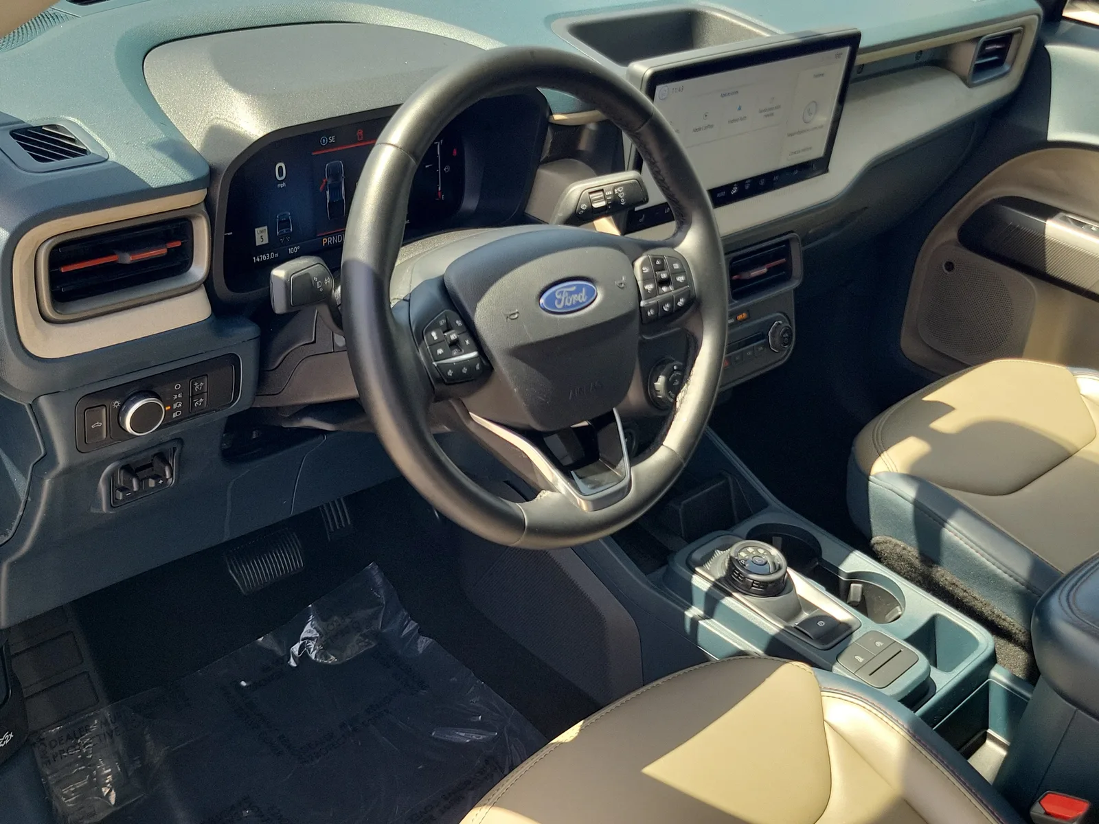 2025 Ford Maverick LARIAT 4WD photo 9