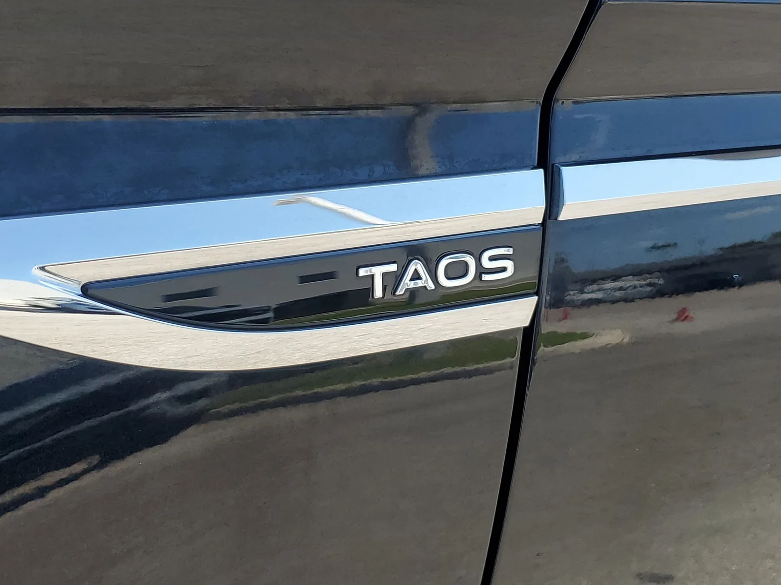 2022 Volkswagen Taos SE photo 31