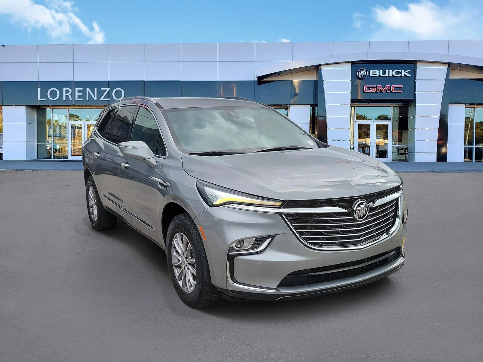 2023 Buick Enclave Essence photo 3