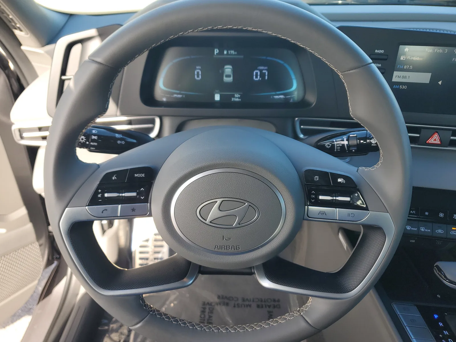 2025 Hyundai Elantra SEL Sport photo 18